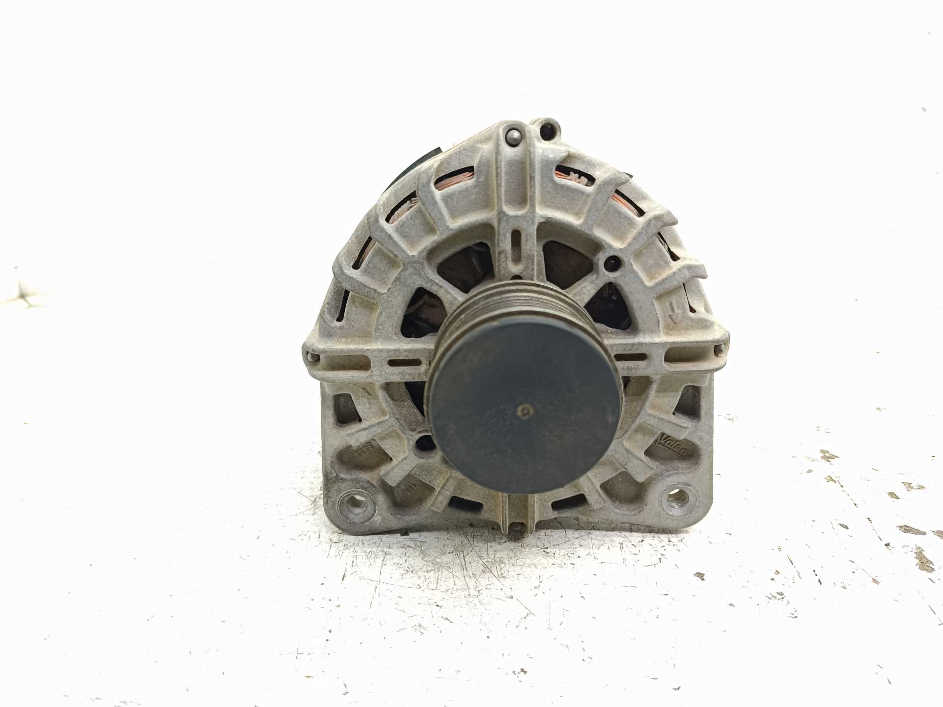 Recambio de alternador para nissan qashqai (j11) n-style referencia OEM IAM 2310000Q5H 2717071B FG18T177