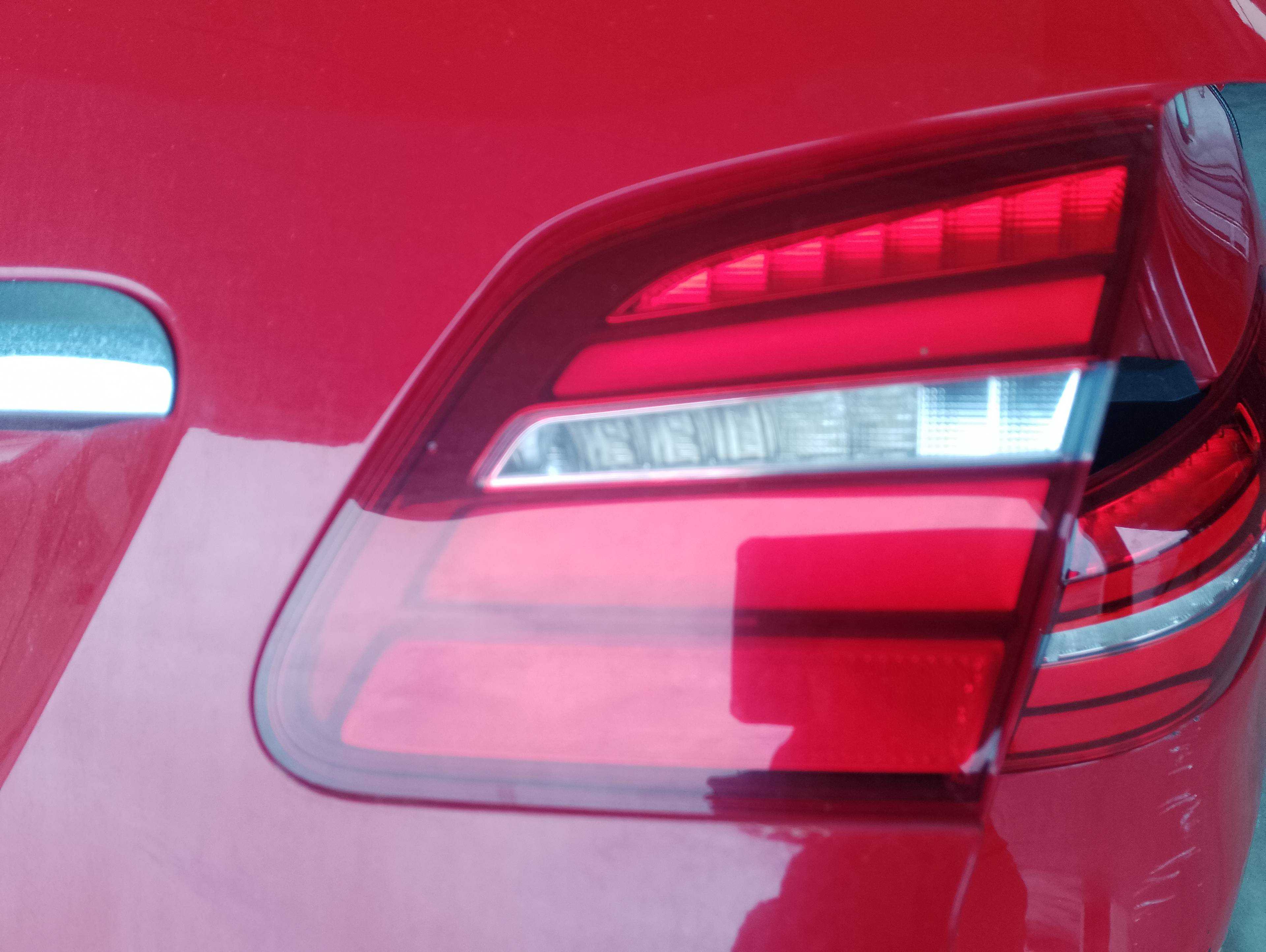Recambio de piloto porton trasero derecho para mercedes-benz clase b (w245) 150 (245.231) referencia OEM IAM   