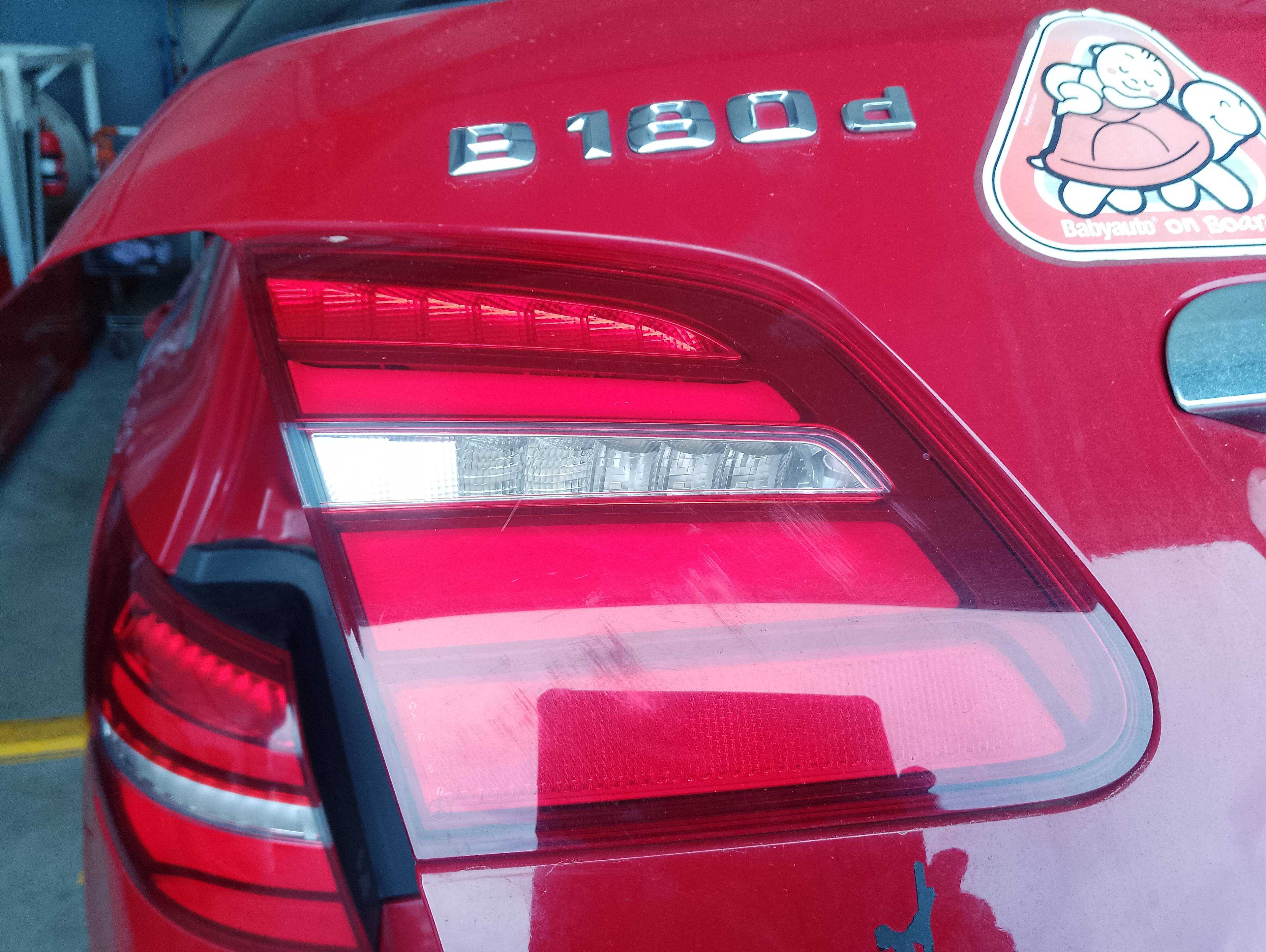 Recambio de piloto porton trasero izquierdo para mercedes-benz clase b (w245) 150 (245.231) referencia OEM IAM   