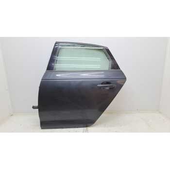 PUERTA TRASERA IZQUIERDA 8W5833051C 