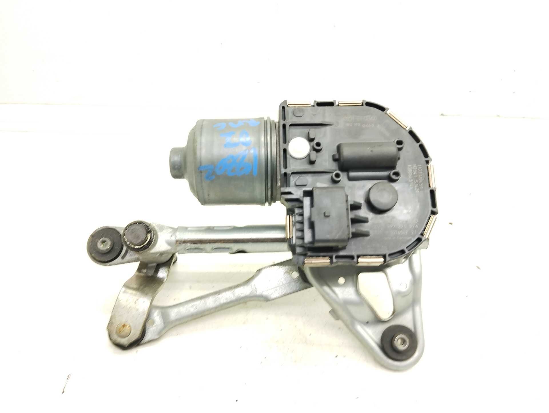 Recambio de motor limpia delantero para peugeot 3008 1.6 hdi fap referencia OEM IAM 9671062180 1397220577 BOSCH