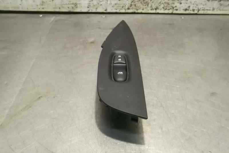 Recambio de mando elevalunas delantero derecho para nissan qashqai (j11) acenta referencia OEM IAM   