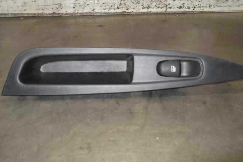 Recambio de mando elevalunas trasero derecho para nissan qashqai (j11) acenta referencia OEM IAM   