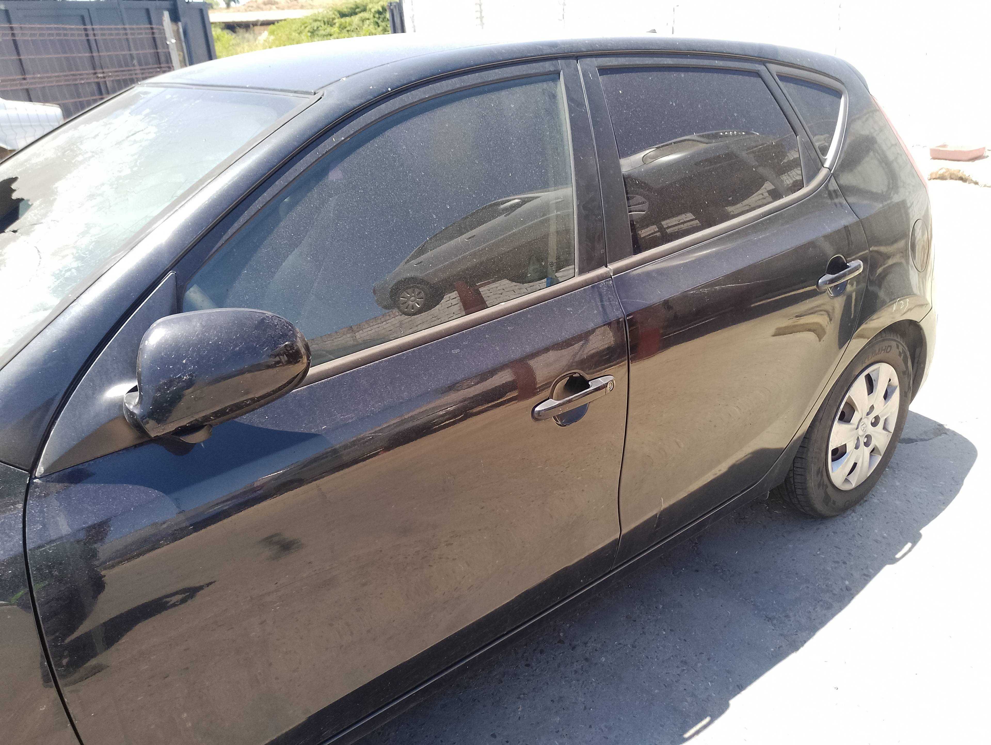 Recambio de puerta delantera izquierda para hyundai i30 classic referencia OEM IAM   