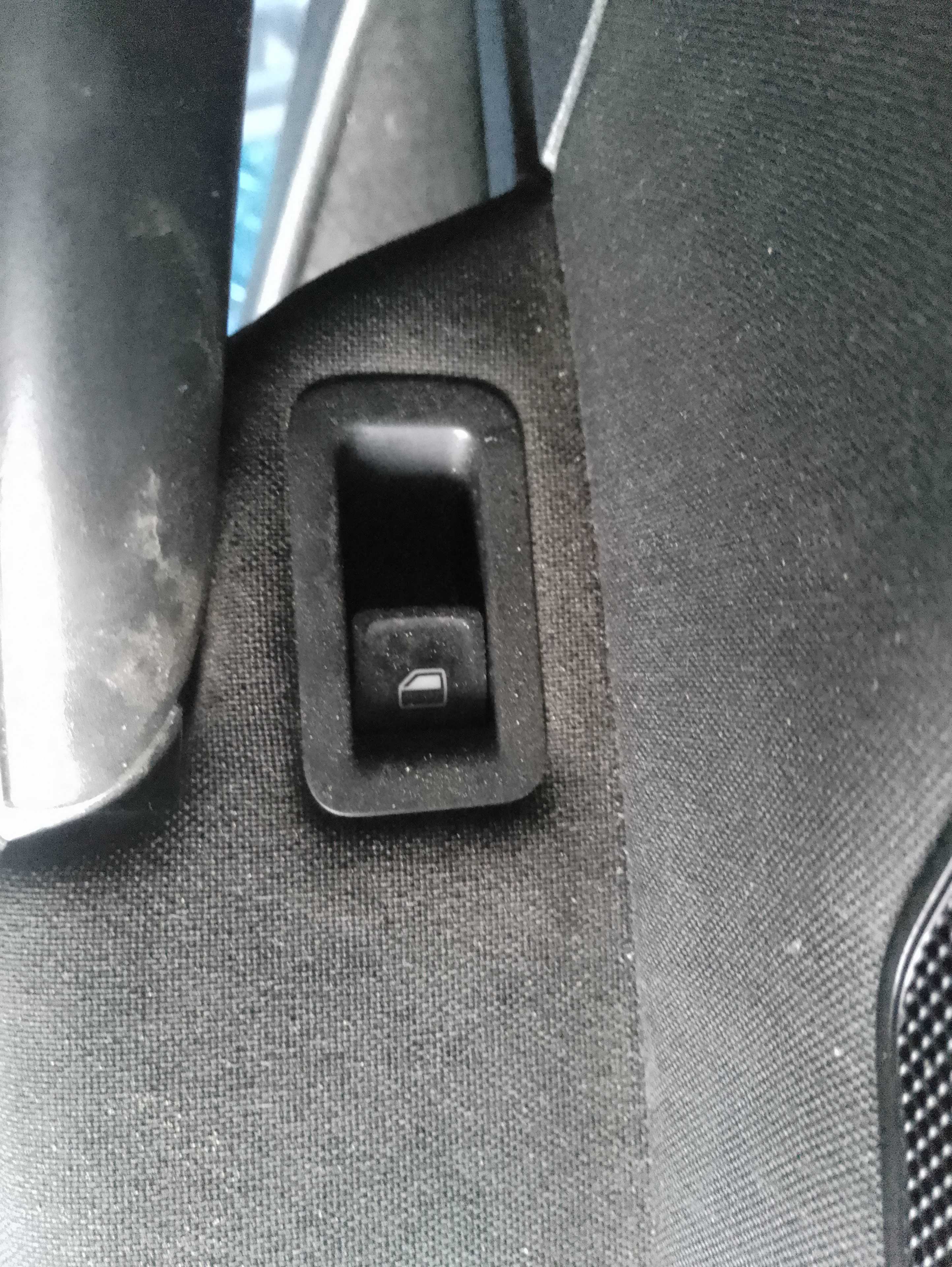 Recambio de mando elevalunas trasero derecho para volkswagen golf vii lim. (5g1) advance bluemotion referencia OEM IAM   