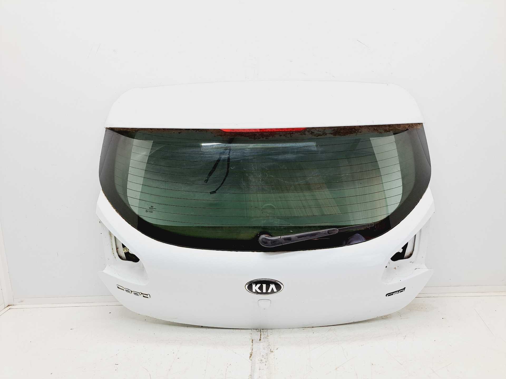 Recambio de porton trasero para kia cee´d business referencia OEM IAM   