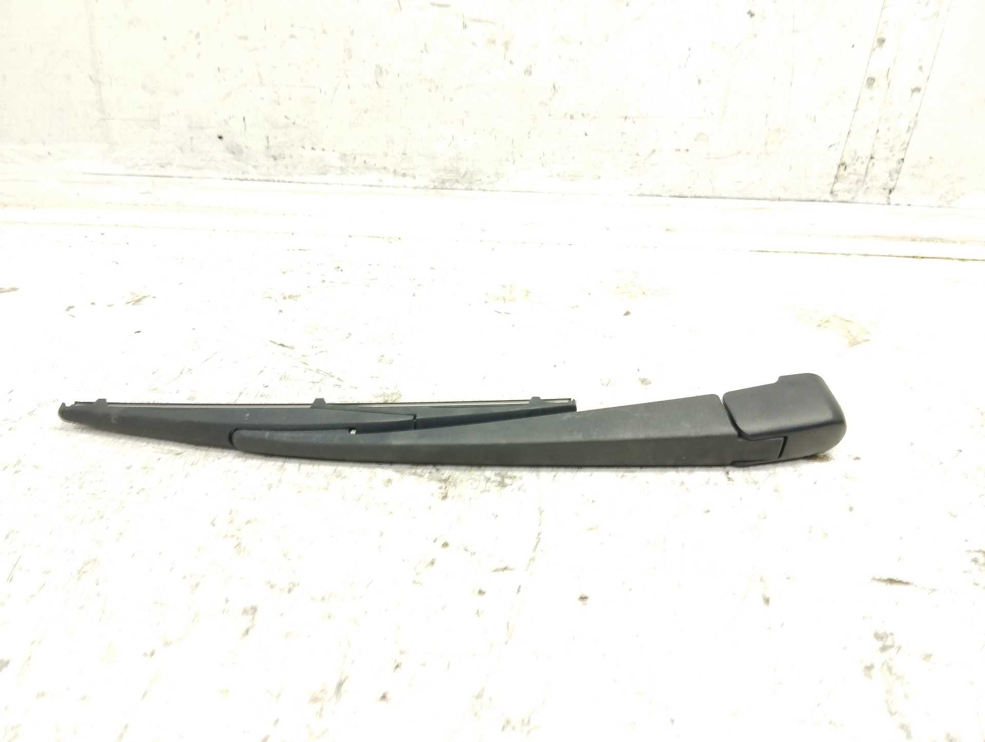 Recambio de brazo limpia trasero para mazda cx-3 center-line referencia OEM IAM 0871-5A3592 D11B67421 