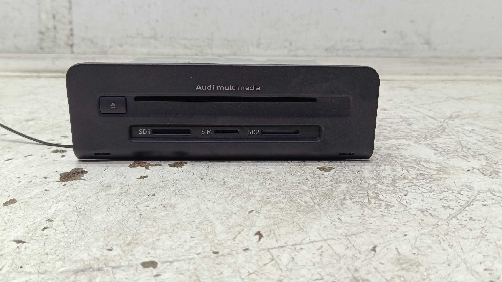 Recambio de sistema audio / radio cd para audi a4 berlina (8w2) básico referencia OEM IAM 8W035193G  