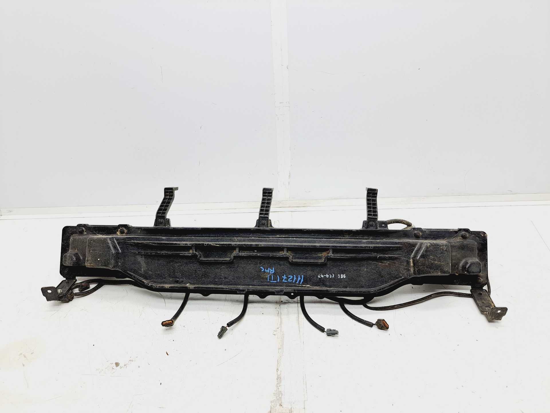 Recambio de refuerzo paragolpes trasero para kia cee´d business referencia OEM IAM 86630A2600 86631A2600 