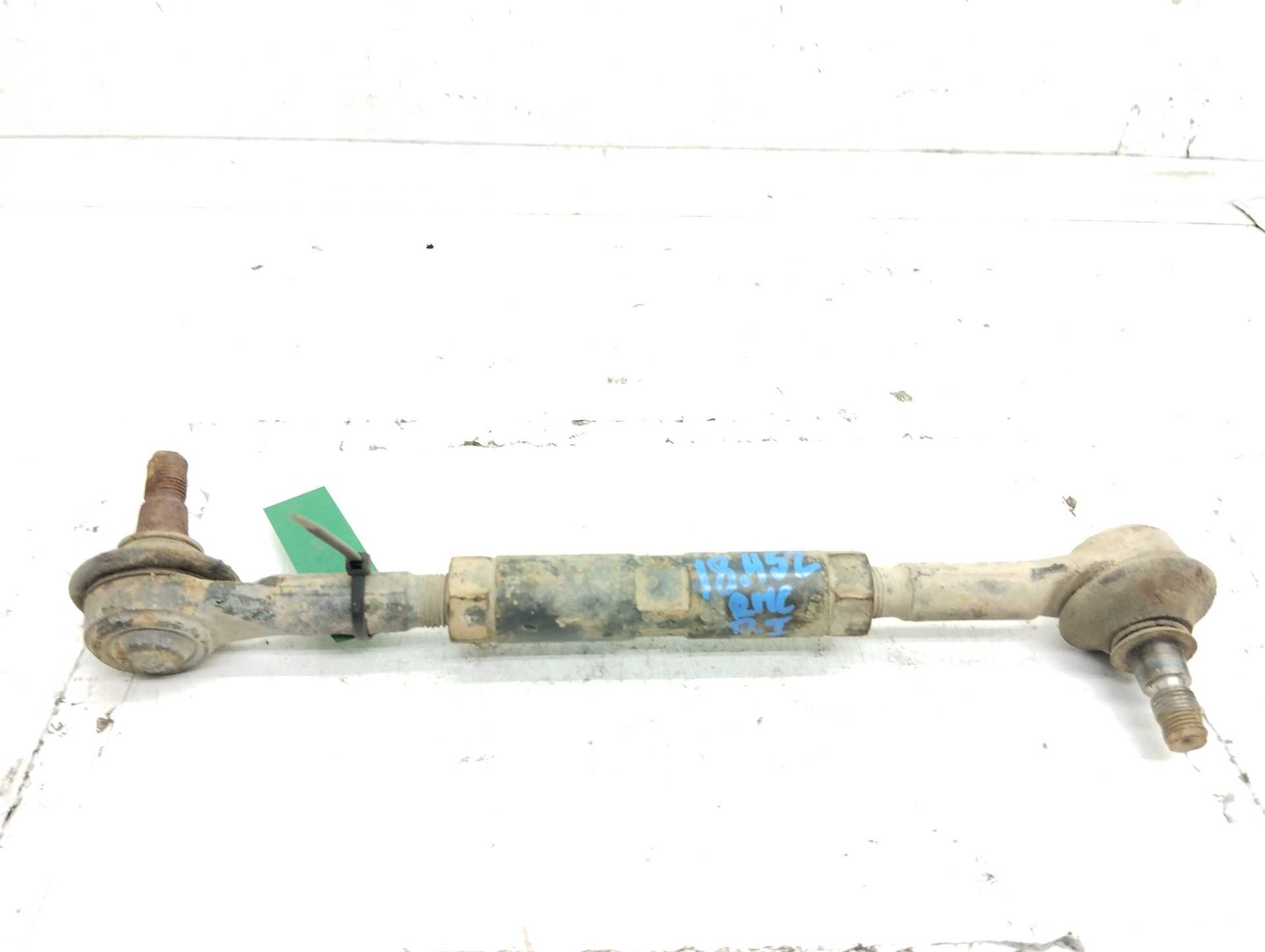 Recambio de rotula direccion izquierda para nissan terrano/terrano.ii (r20) aventura referencia OEM IAM  8709556 485207F000