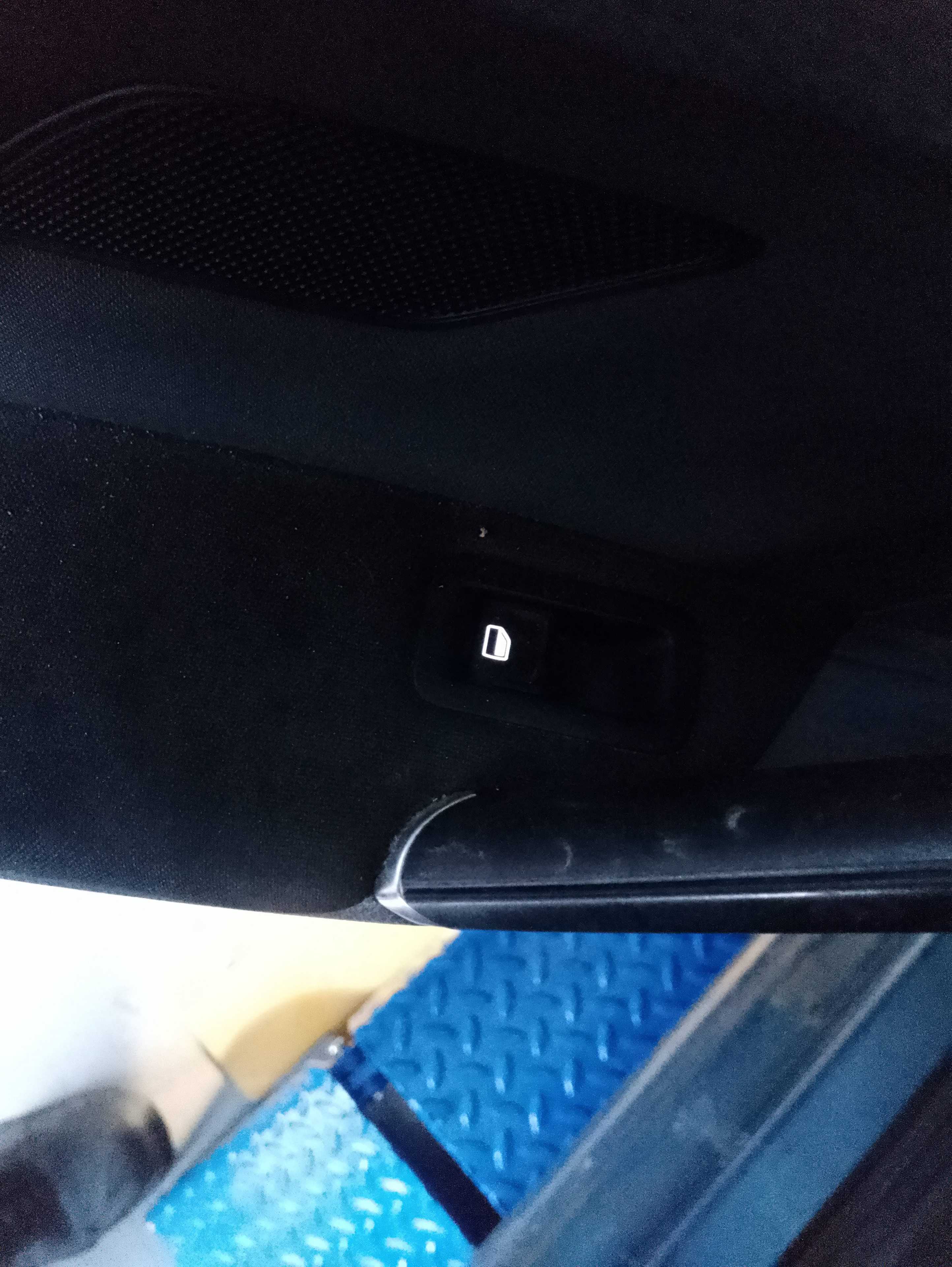 Recambio de mando elevalunas trasero izquierdo para volkswagen golf vii lim. (5g1) advance bluemotion referencia OEM IAM   