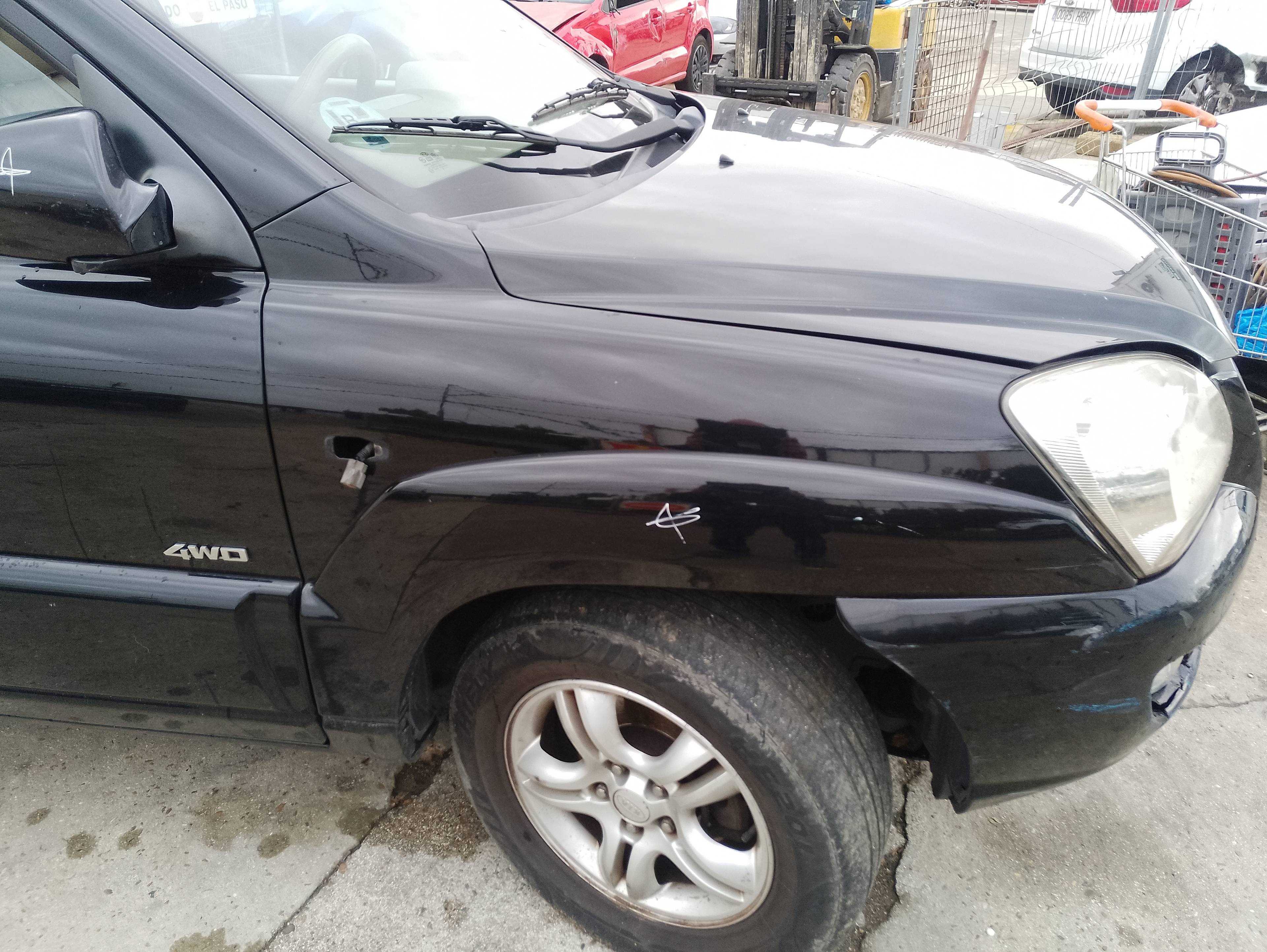 Recambio de aleta delantera derecha para kia sportage drive 4x4 referencia OEM IAM   