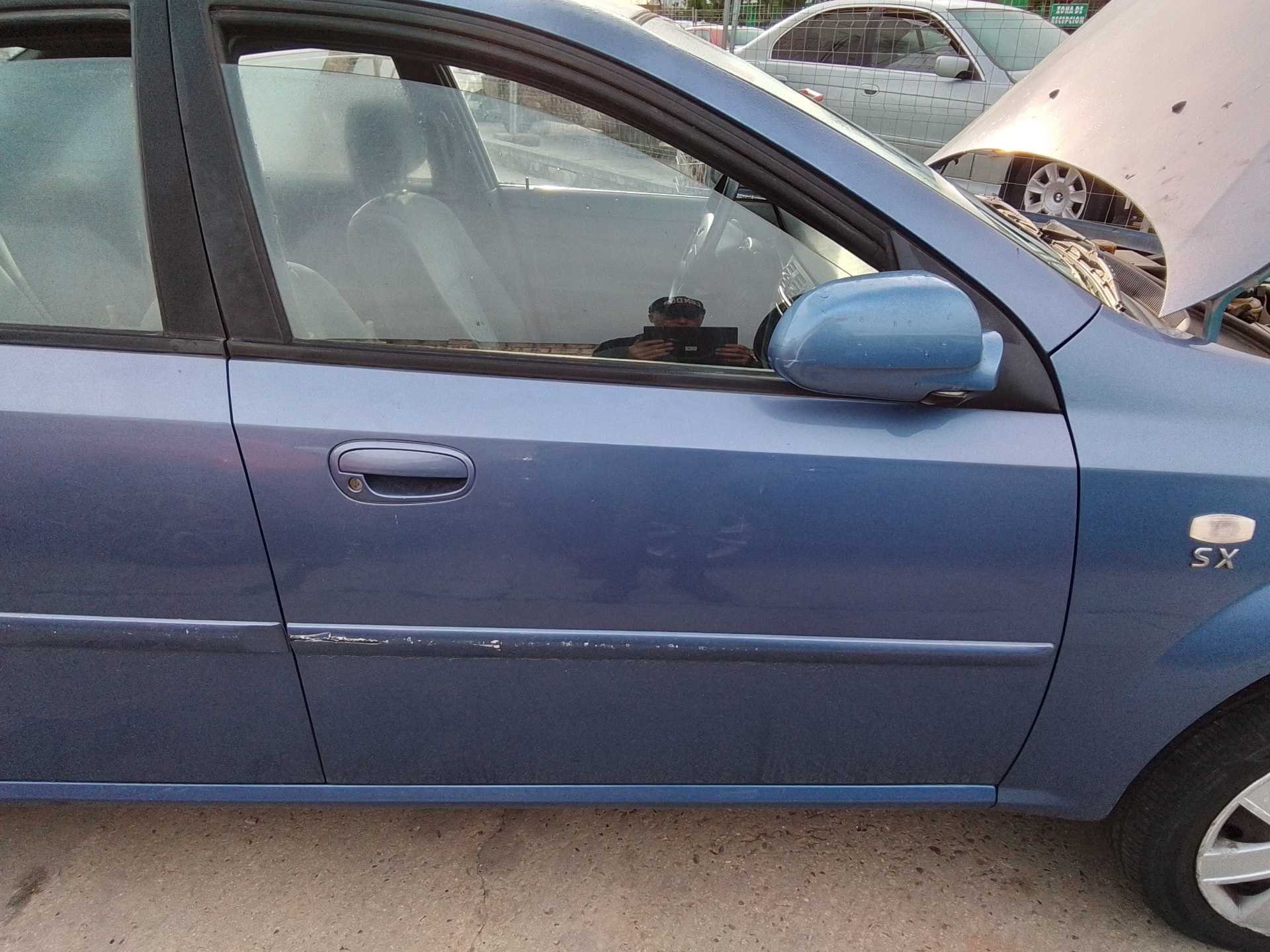 Recambio de puerta delantera derecha para daewoo nubira berlina se referencia OEM IAM   