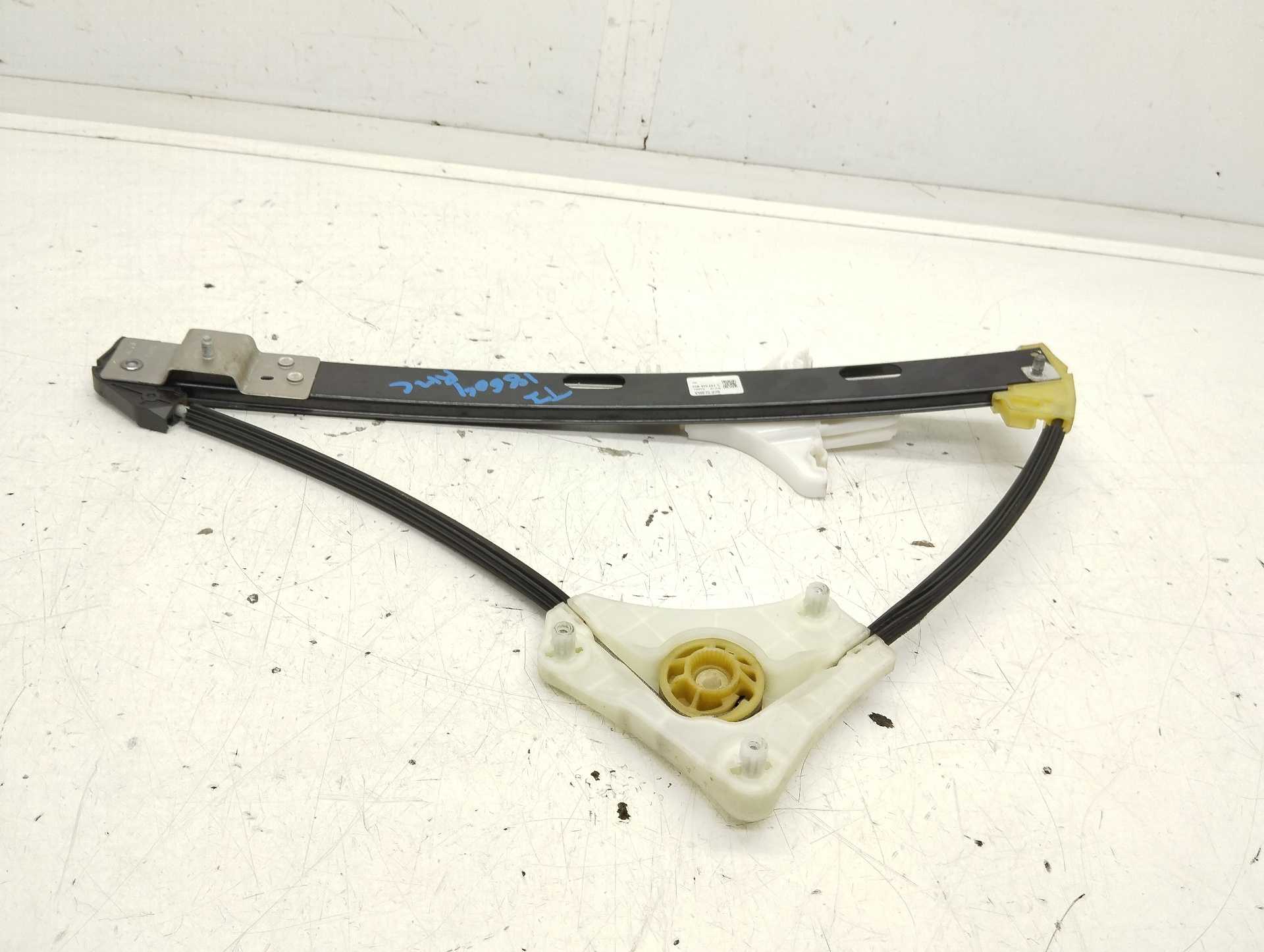 Recambio de elevalunas trasero izquierdo para volkswagen t-roc 1.5 16v tsi act referencia OEM IAM 2GA839461G VW27607S 