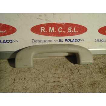 ASIDERO DELANTERO IZQUIERDO 