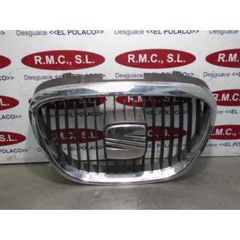 Recambio de rejilla delantera para seat altea (5p1) arena referencia OEM IAM 5P0853679  