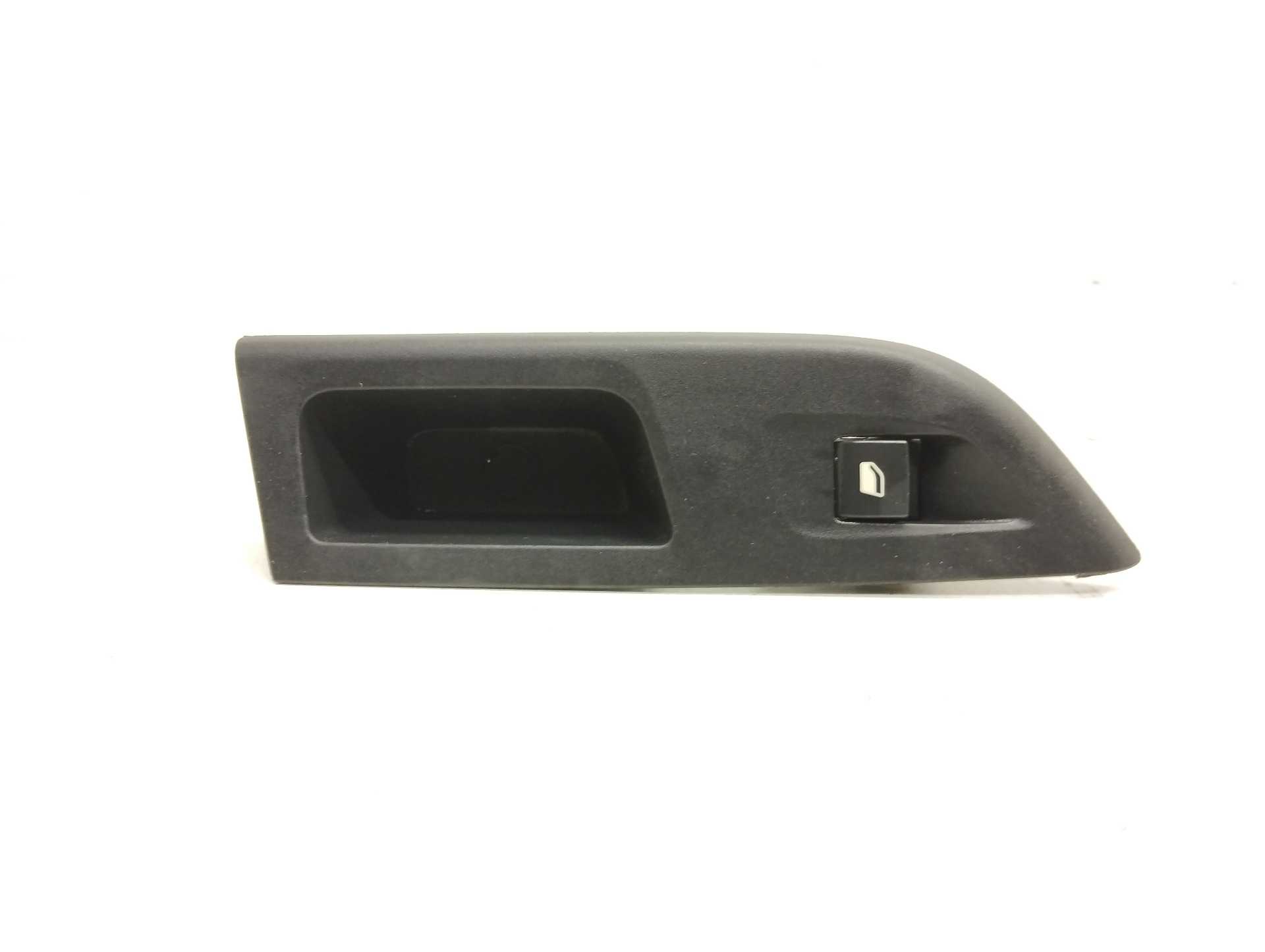 Recambio de mando elevalunas trasero derecho para opel corsa f edition referencia OEM IAM 98044803ZD  