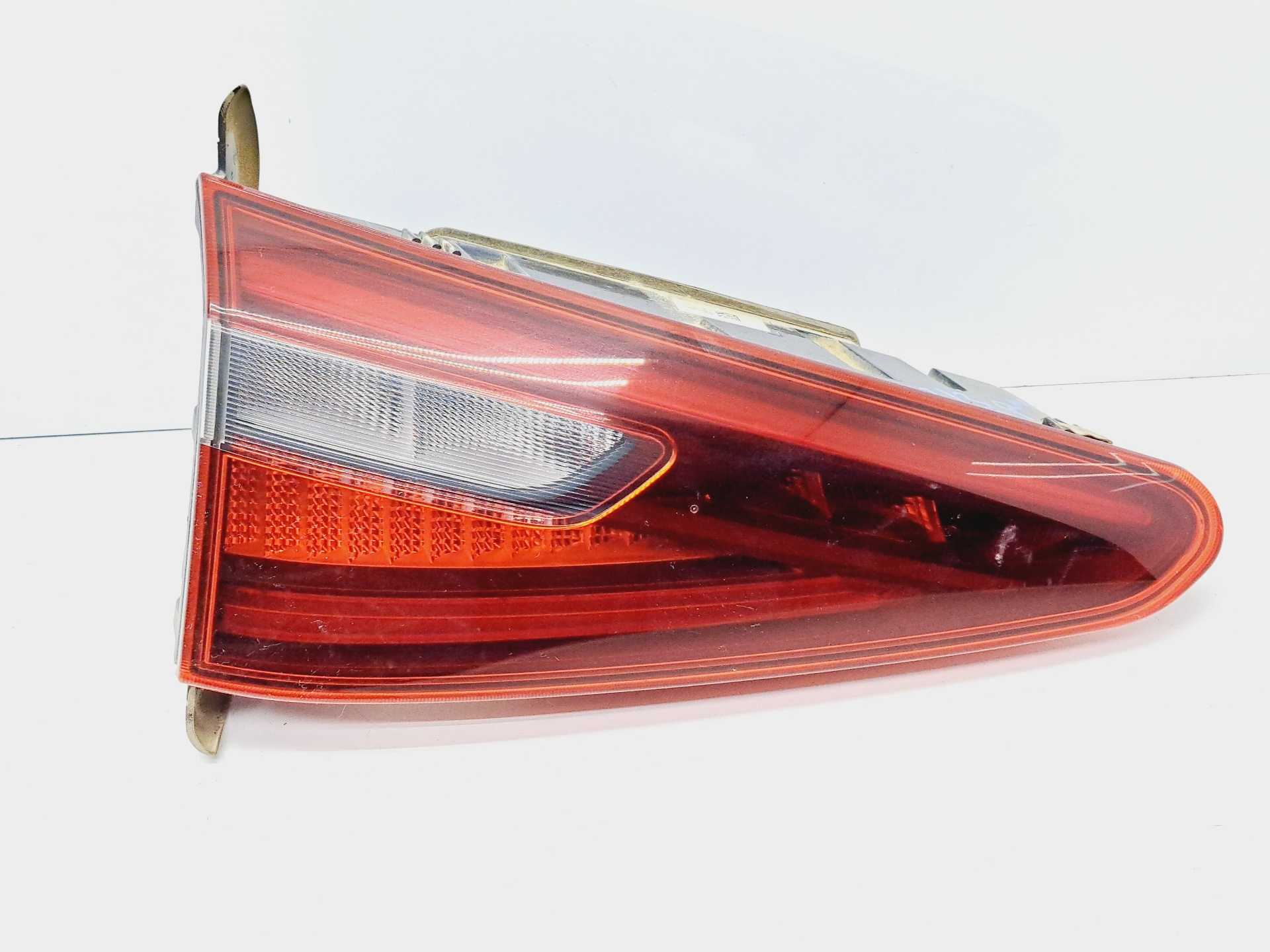 Recambio de piloto porton trasero izquierdo para alfa romeo stelvio (630) executive 4wd referencia OEM IAM 20805999 / 50553180  
