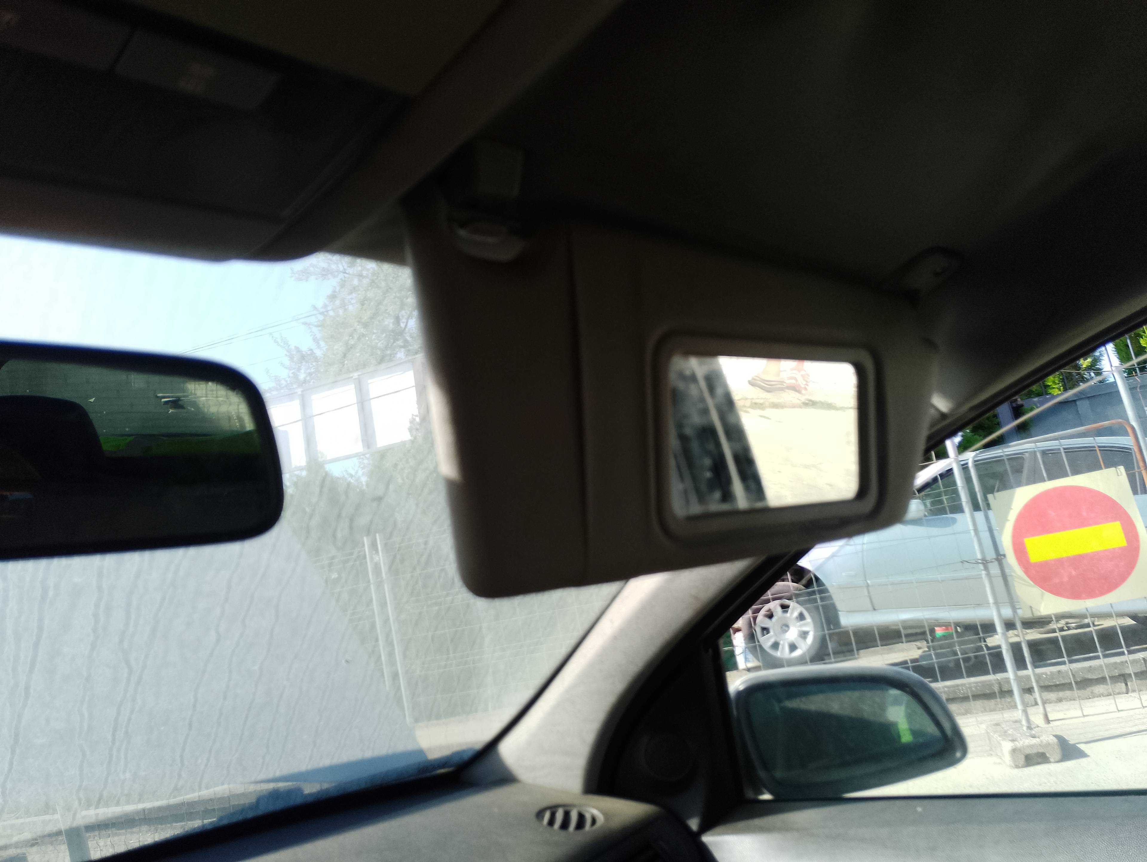 Recambio de parasol derecho para opel astra h berlina cosmo referencia OEM IAM   