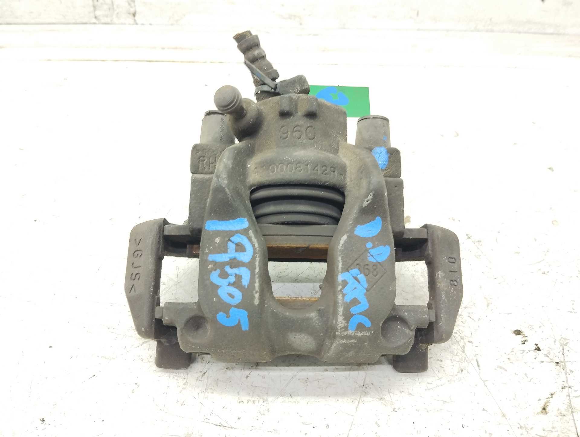 Recambio de pinza de freno delantera derecha para renault clio iv 1.5 dci referencia OEM IAM 410008142R  