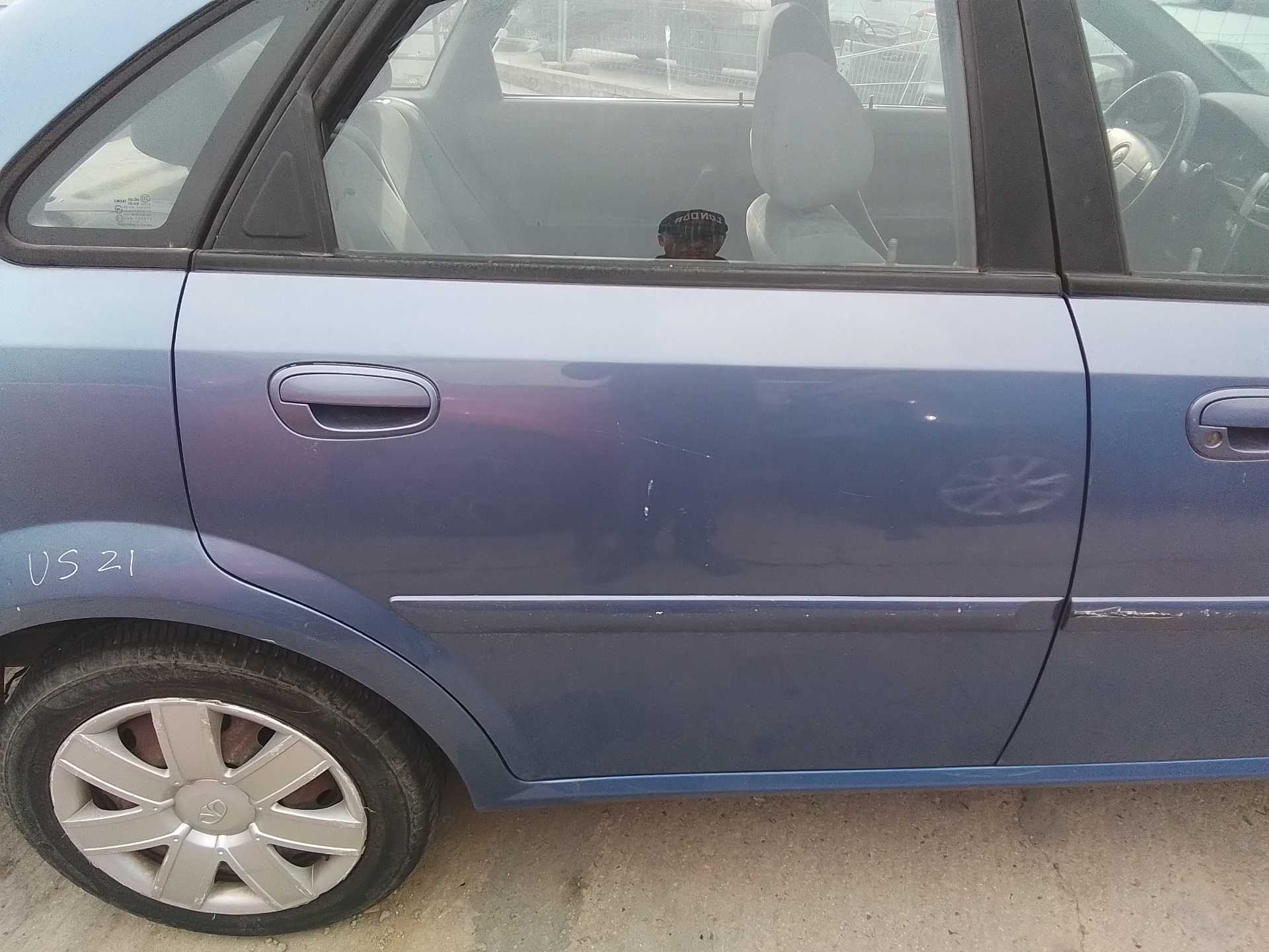 Recambio de puerta trasera derecha para daewoo nubira berlina se referencia OEM IAM   