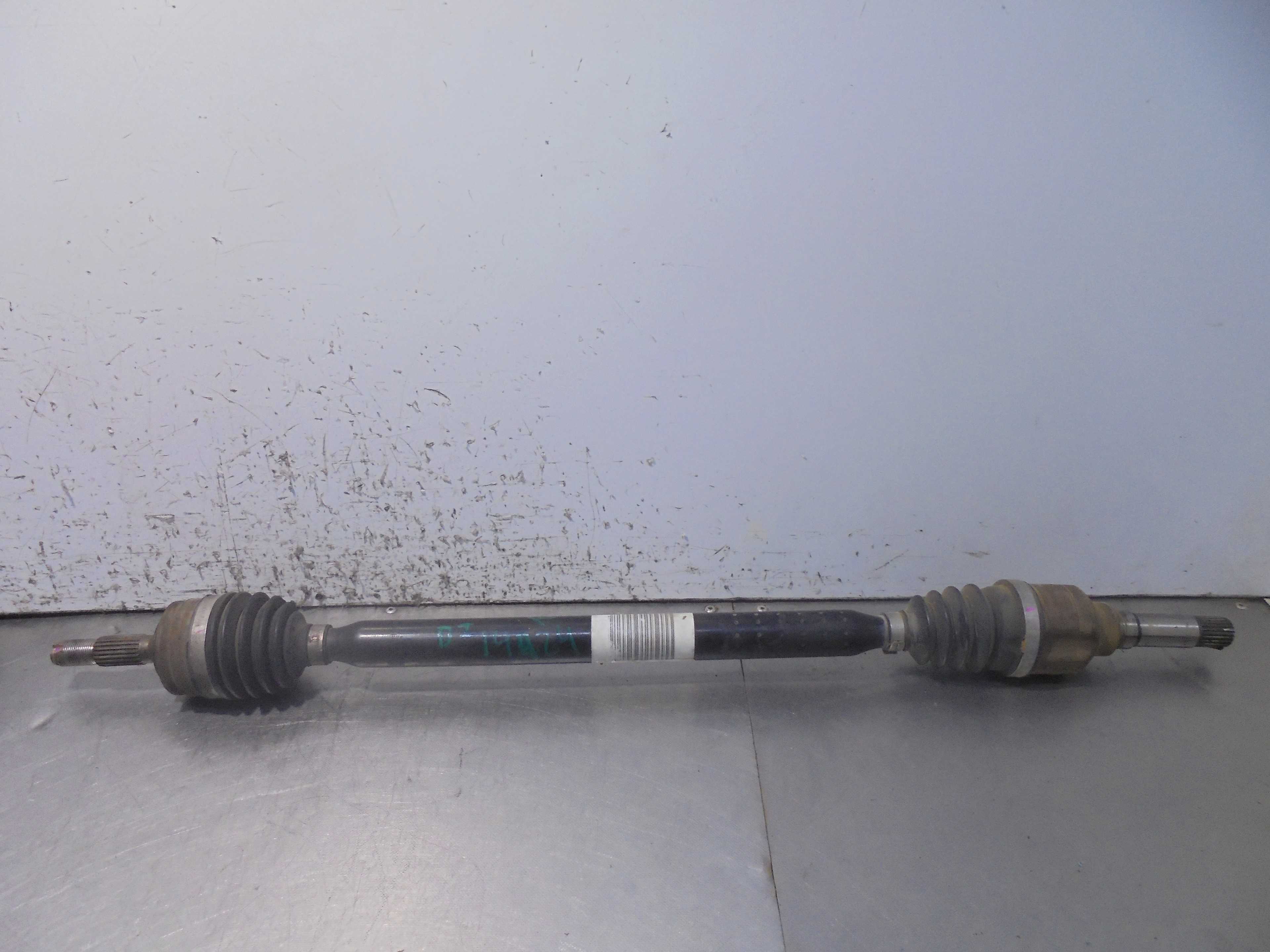 Recambio de transmision delantera derecha para citroën c3 collection referencia OEM IAM 9801388780  