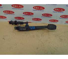 PEDAL EMBRAGUE 