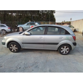 kia rio del año 2009