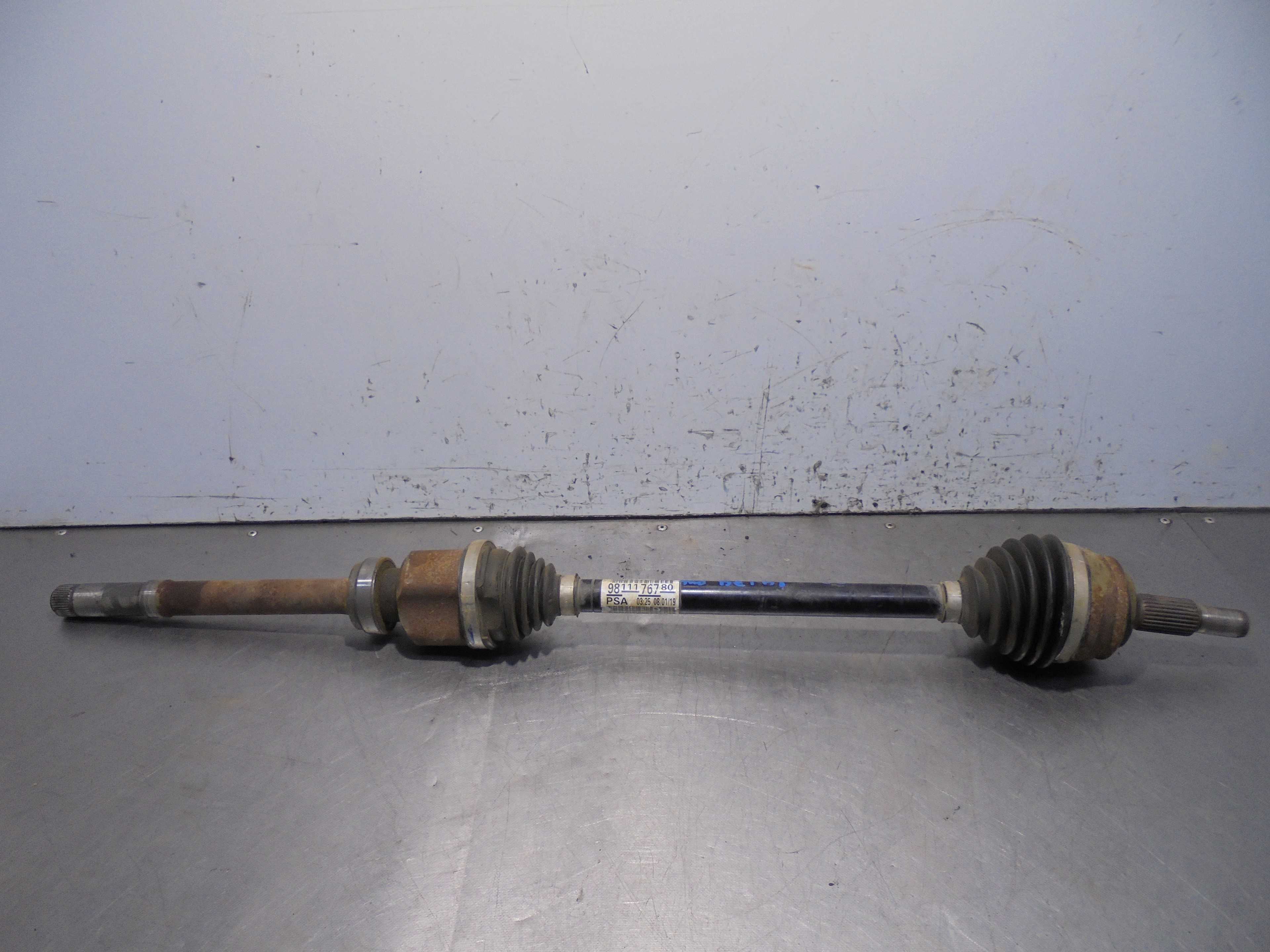 Recambio de transmision delantera derecha para peugeot 3008 active referencia OEM IAM 9811176780  