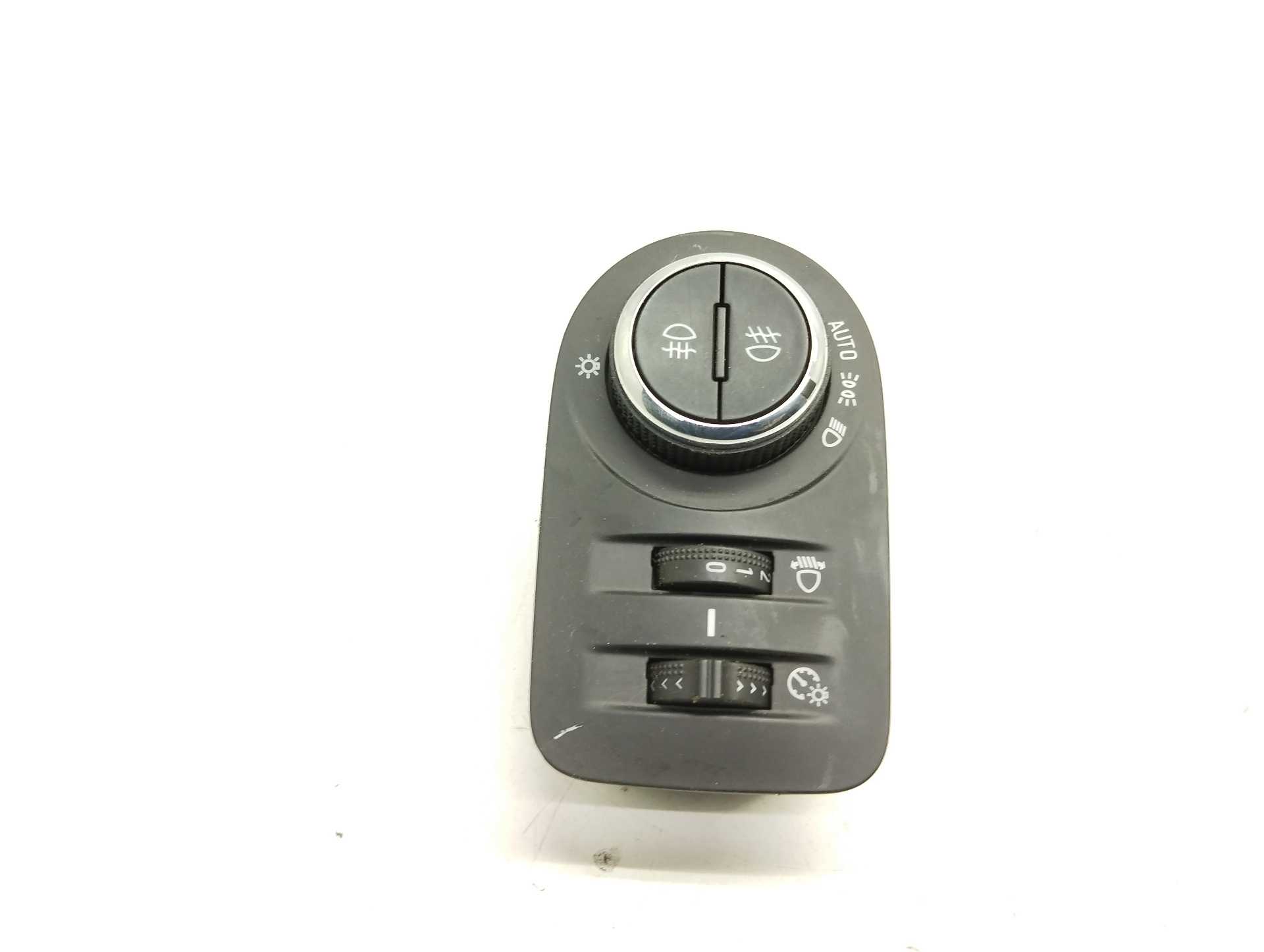 Recambio de mando luces para opel corsa f edition referencia OEM IAM 9348N521665  