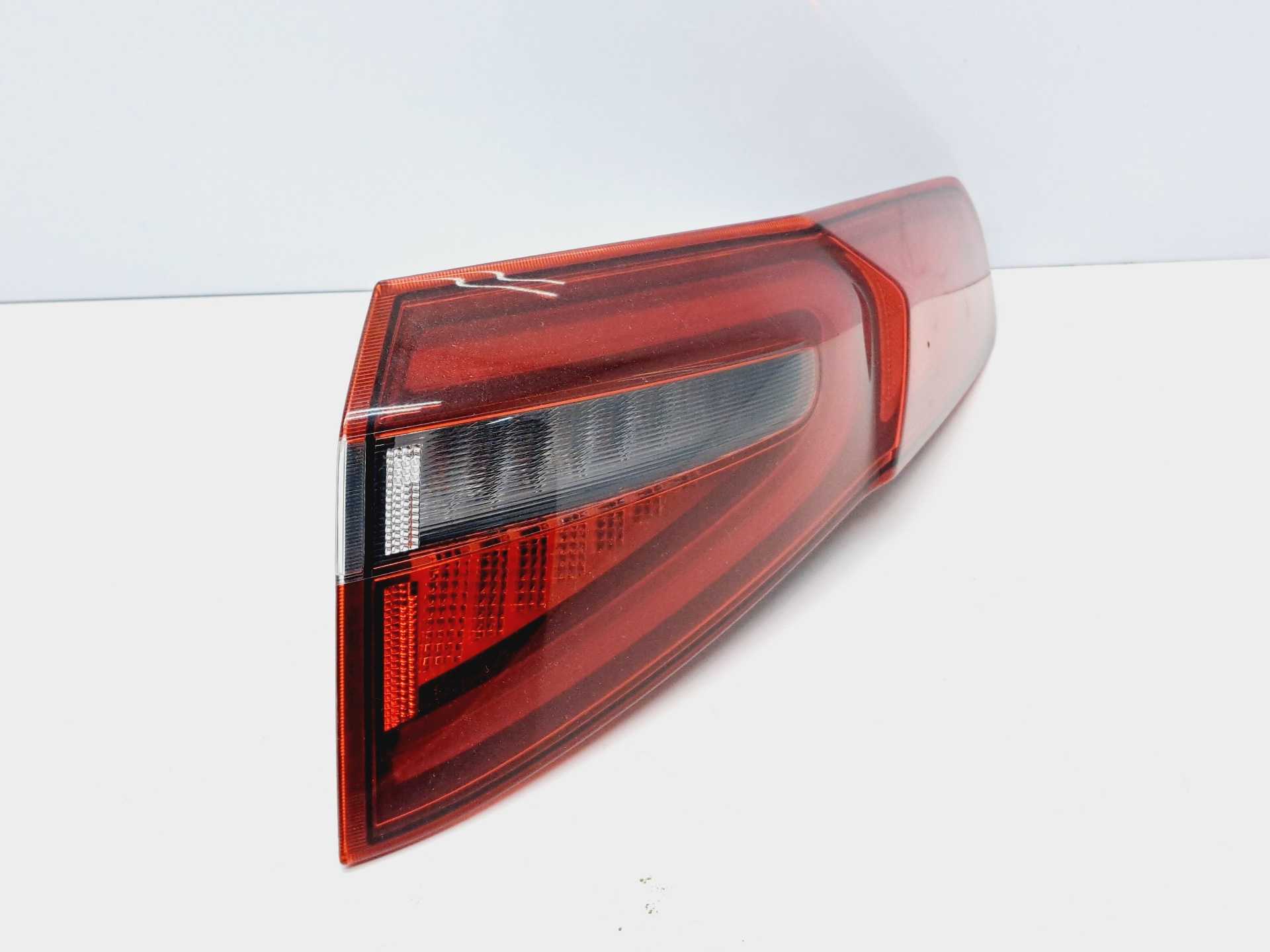 Recambio de piloto trasero derecho para alfa romeo stelvio (630) executive 4wd referencia OEM IAM 20790999 / 50535804  