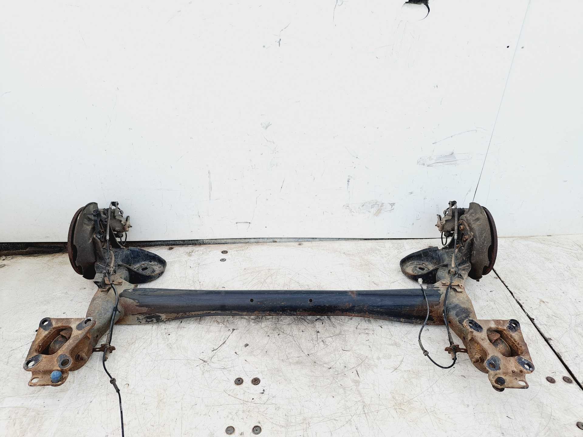 Recambio de puente trasero para citroën berlingo station wagon sx multispace referencia OEM IAM   