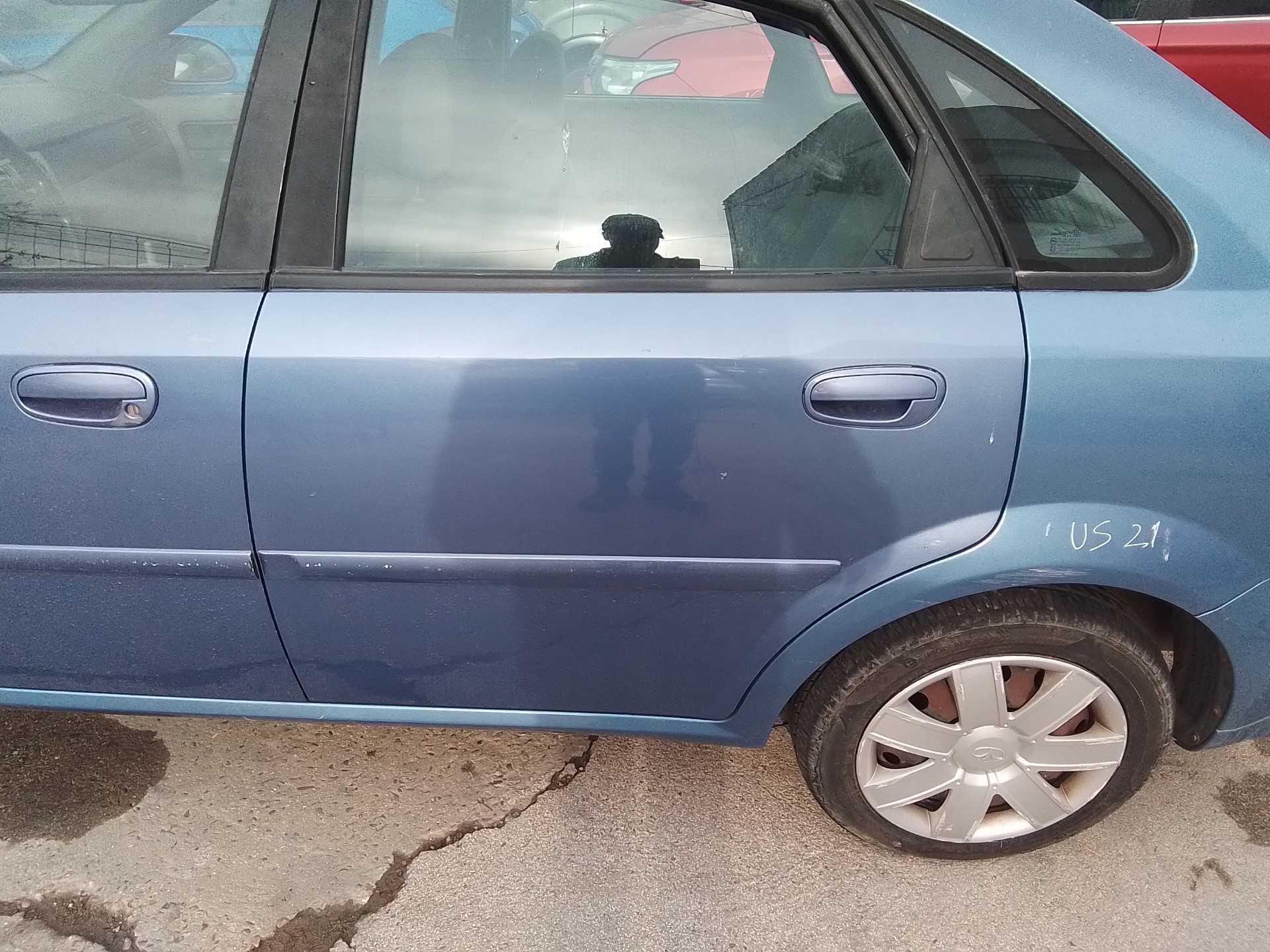 Recambio de puerta trasera izquierda para daewoo nubira berlina se referencia OEM IAM   