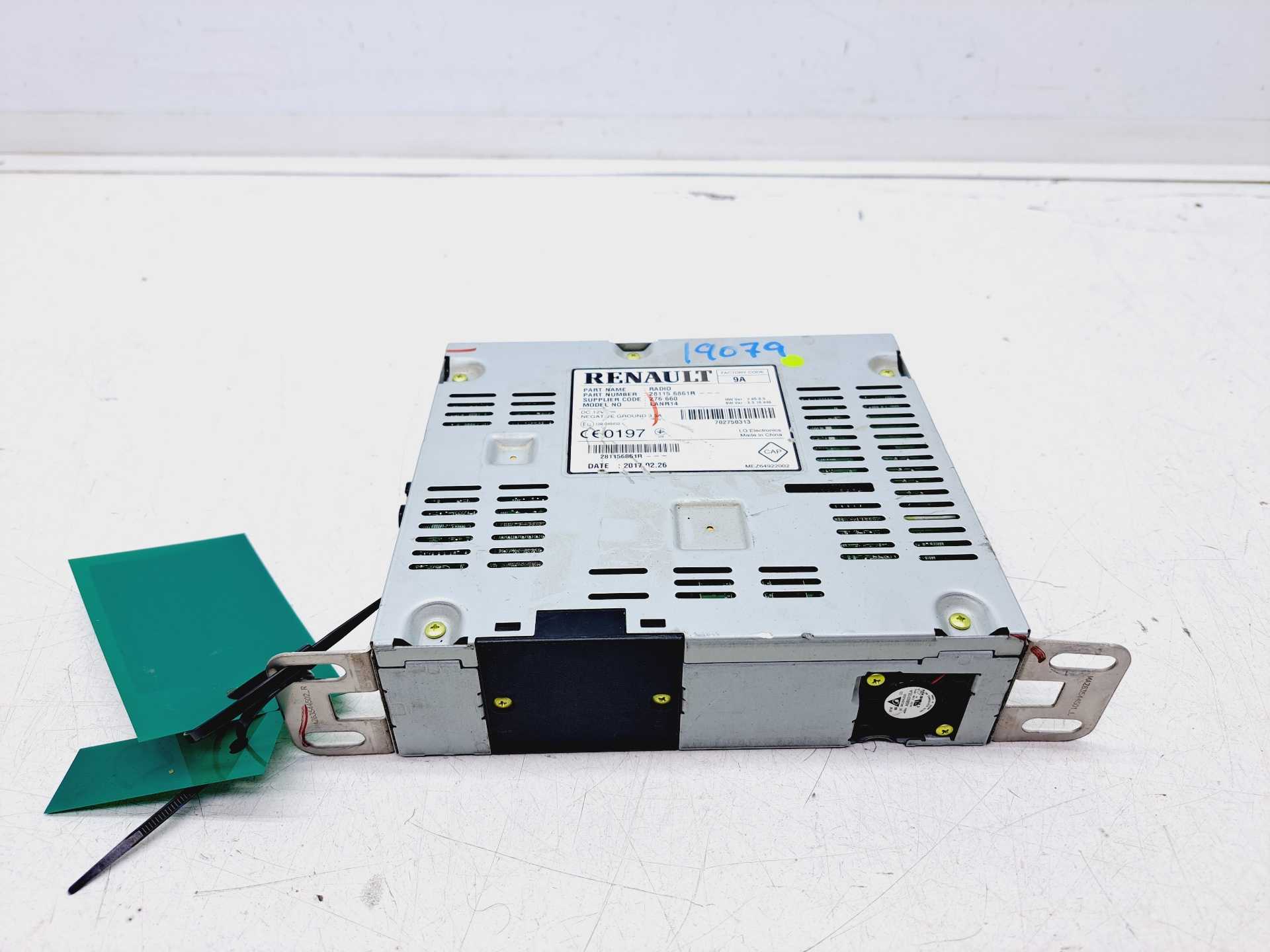 Recambio de sistema audio / radio cd para renault kadjar bose edition referencia OEM IAM 281156861R  