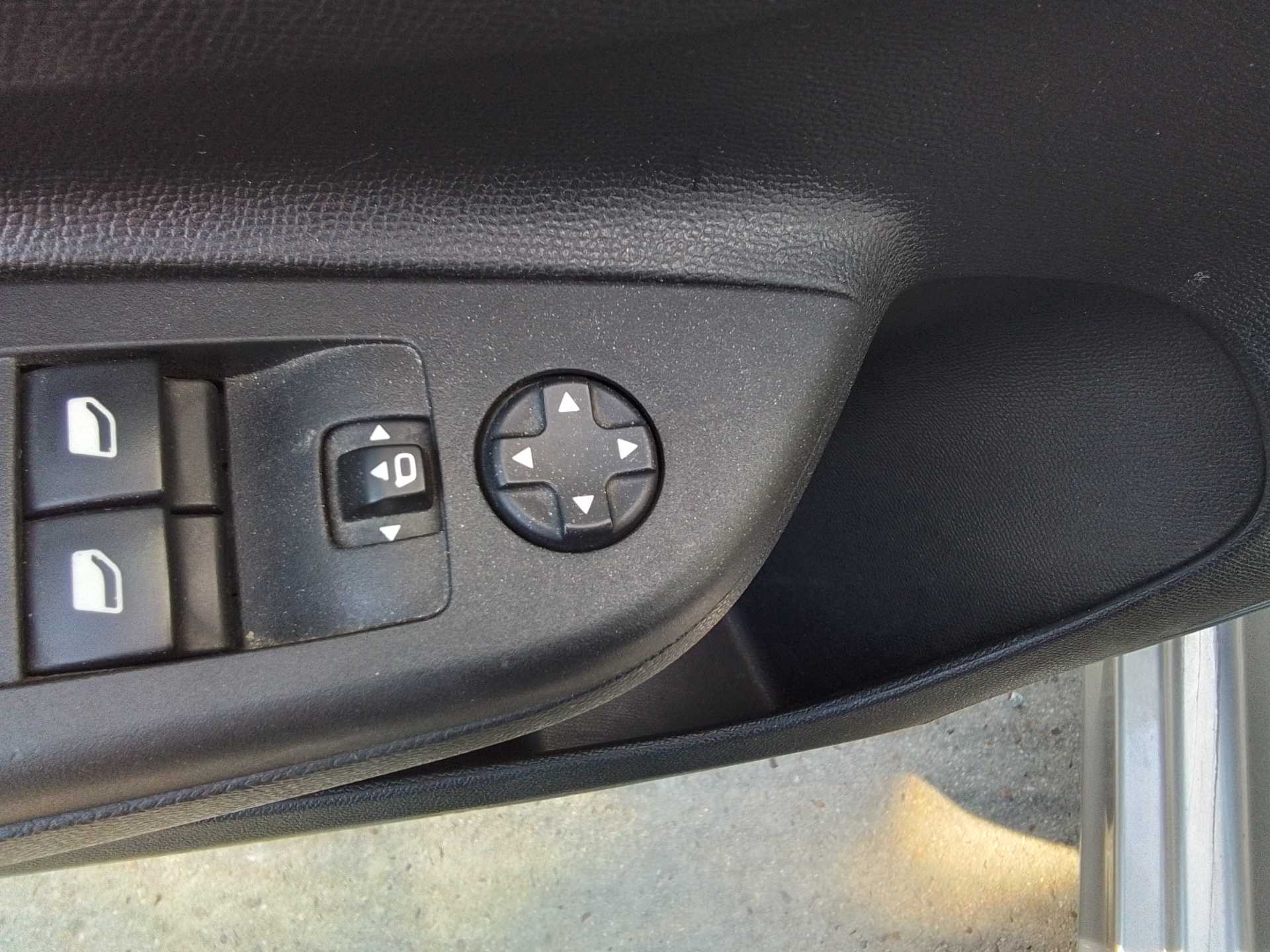 Recambio de mando retrovisor para opel corsa f edition referencia OEM IAM   