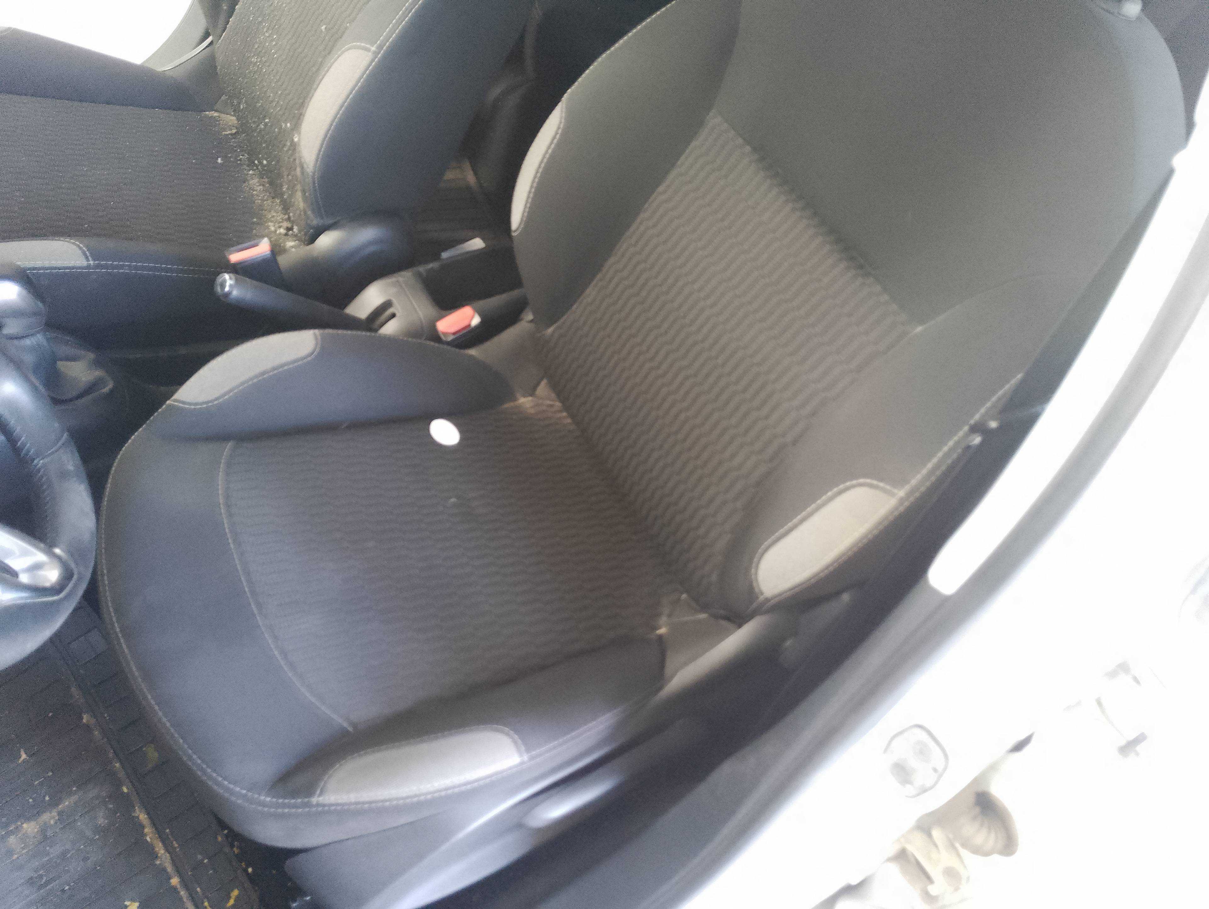 Recambio de asiento delantero izquierdo para peugeot 208 active referencia OEM IAM   