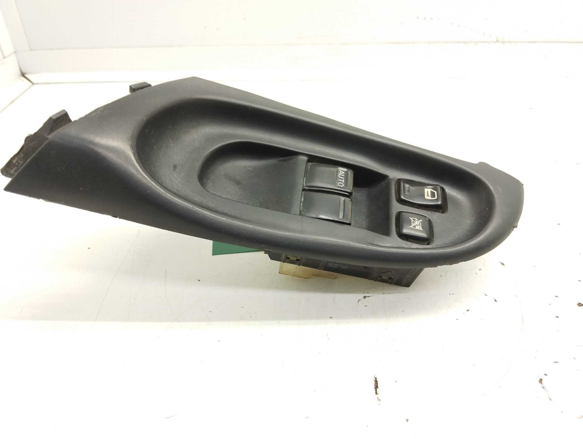 Recambio de mando elevalunas delantero izquierdo para nissan almera (n16/e) acenta referencia OEM IAM 80961BM500  