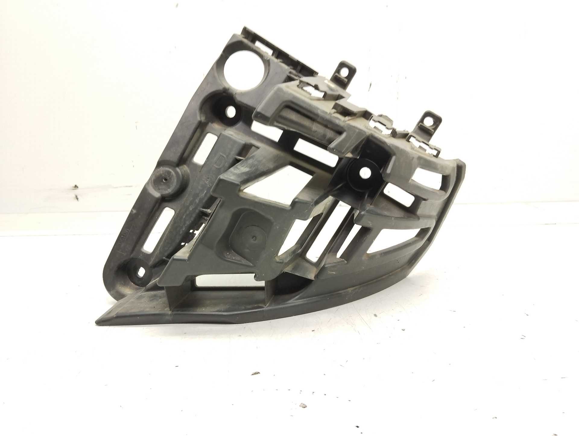 Recambio de soporte paragolpes trasero para citroën c5 aircross c-series referencia OEM IAM 9826677080  
