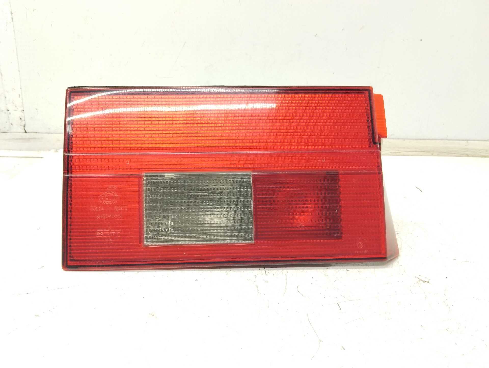 Recambio de piloto porton trasero izquierdo para seat toledo (1l) base referencia OEM IAM 1L0945093D  