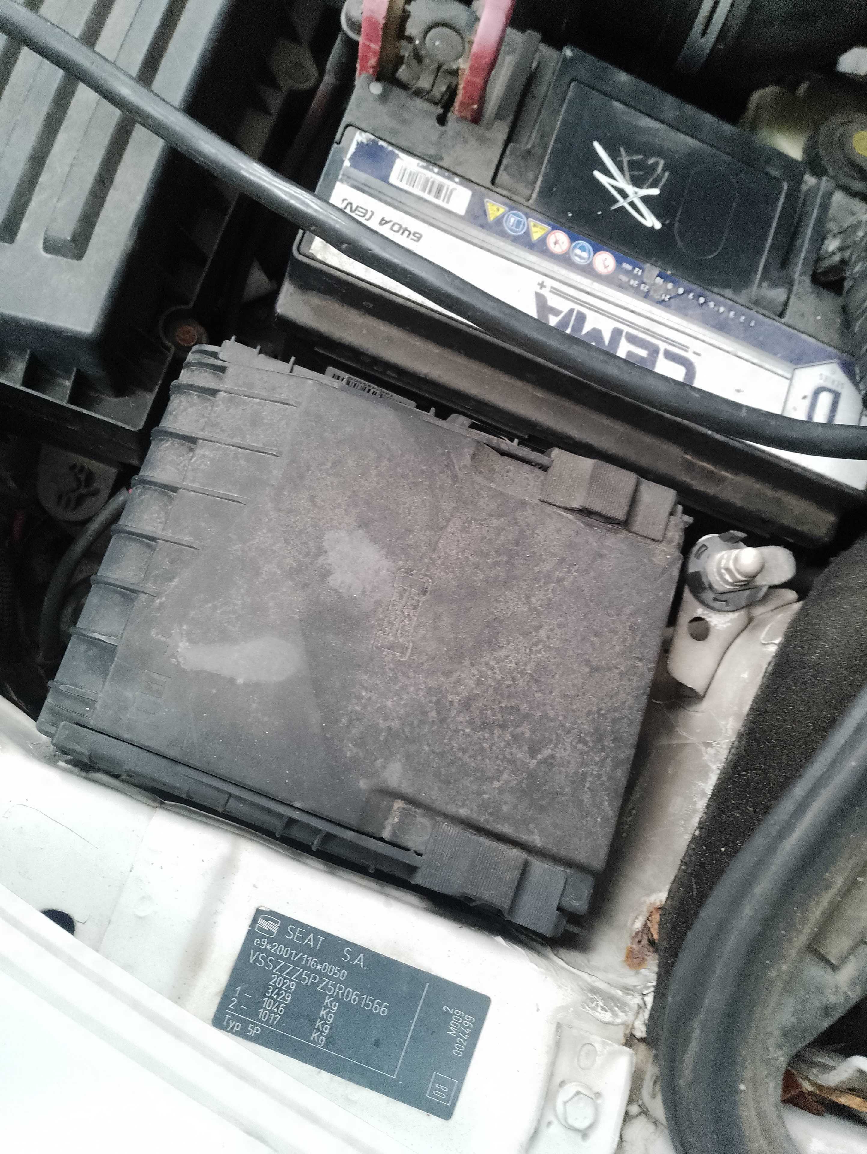 Recambio de caja reles / fusibles para seat toledo (5p2) exclusive referencia OEM IAM   
