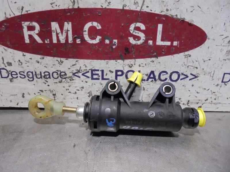 Recambio de bomba embrague para bmw z4 roadster (e85) 2.2i referencia OEM IAM 21526758822  