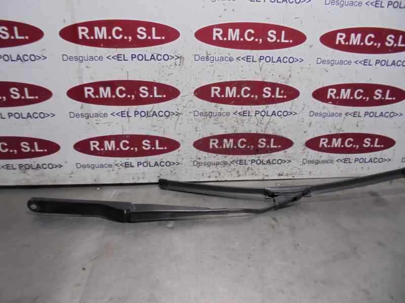 Recambio de brazo limpia delantero izquierdo para bmw z4 roadster (e85) 2.2i referencia OEM IAM 616170117643  