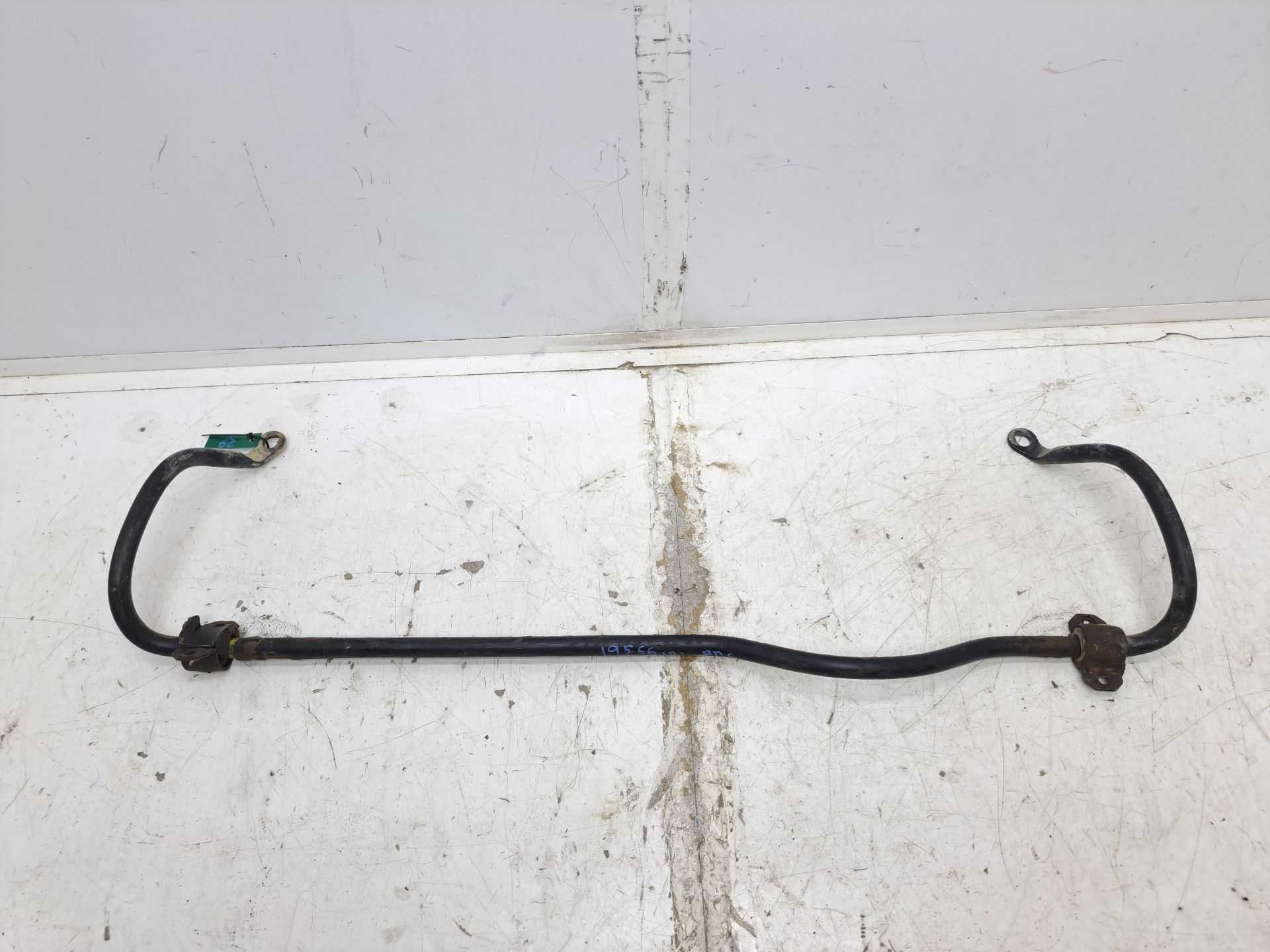 Recambio de barra estabilizadora delantera para nissan patrol (k/w160) familiar (w160) referencia OEM IAM   