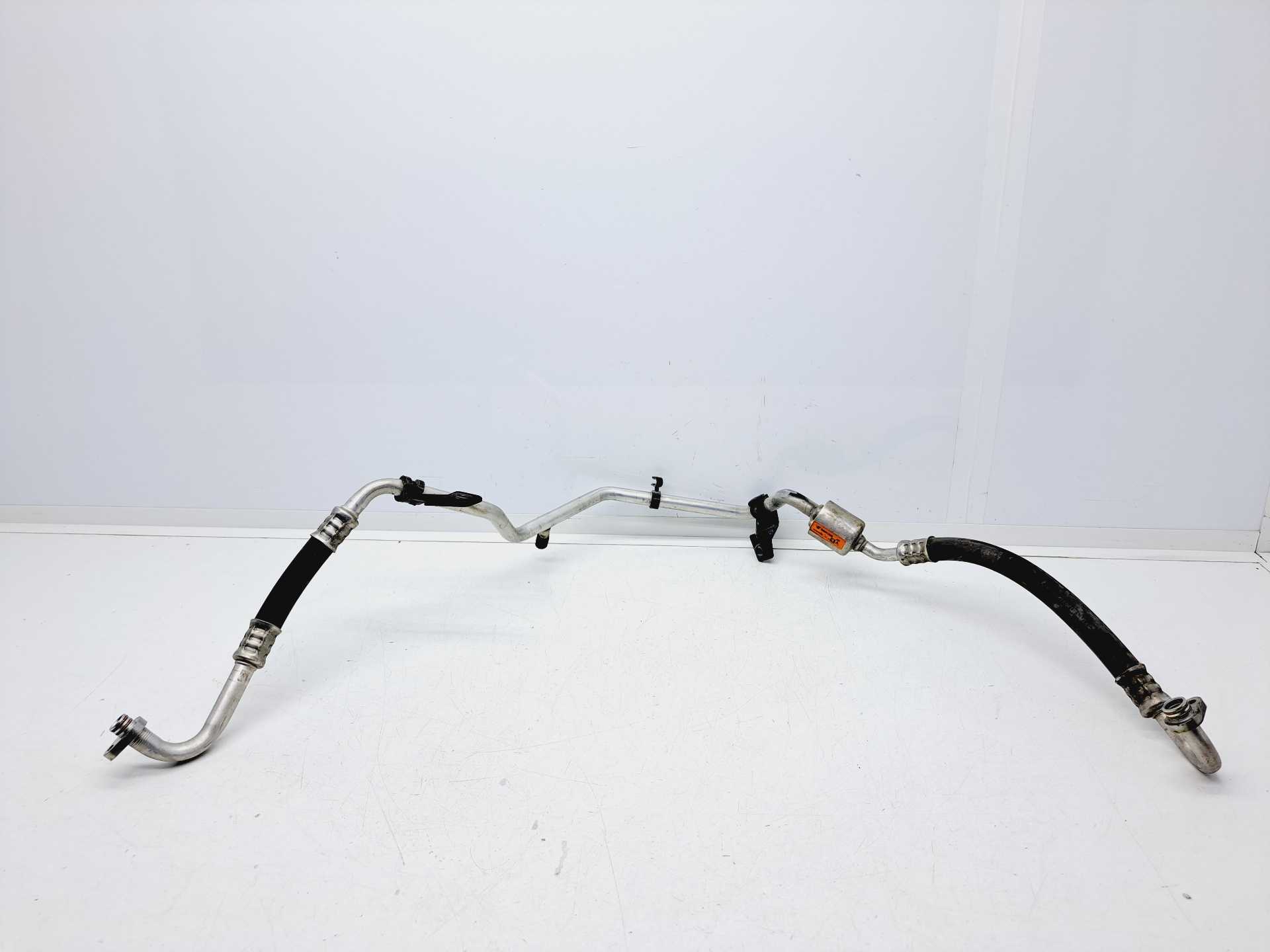 Recambio de tubos aire acondicionado para peugeot 207 confort referencia OEM IAM 9682812580  
