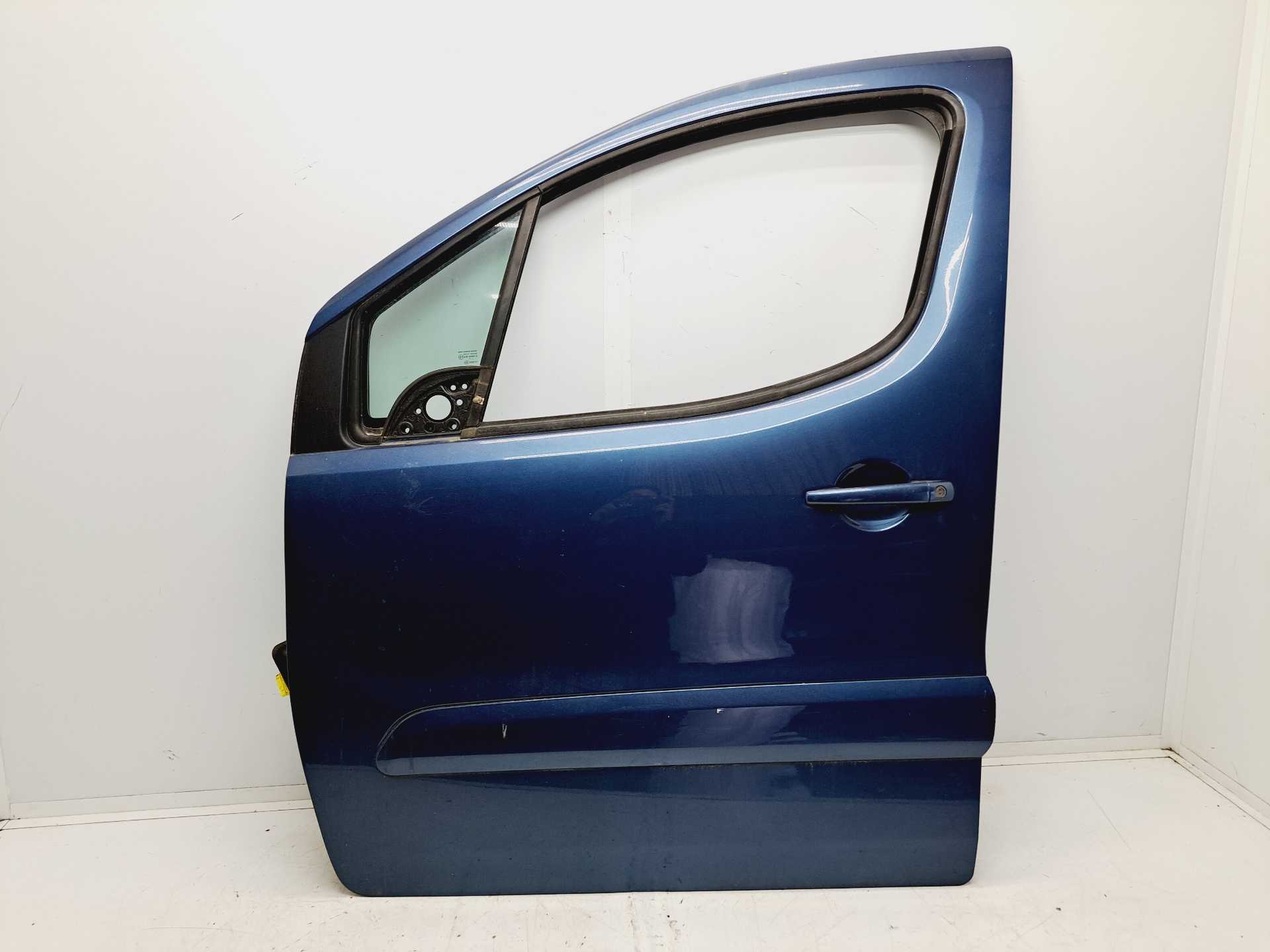 Recambio de puerta delantera izquierda para citroën berlingo station wagon sx multispace referencia OEM IAM   