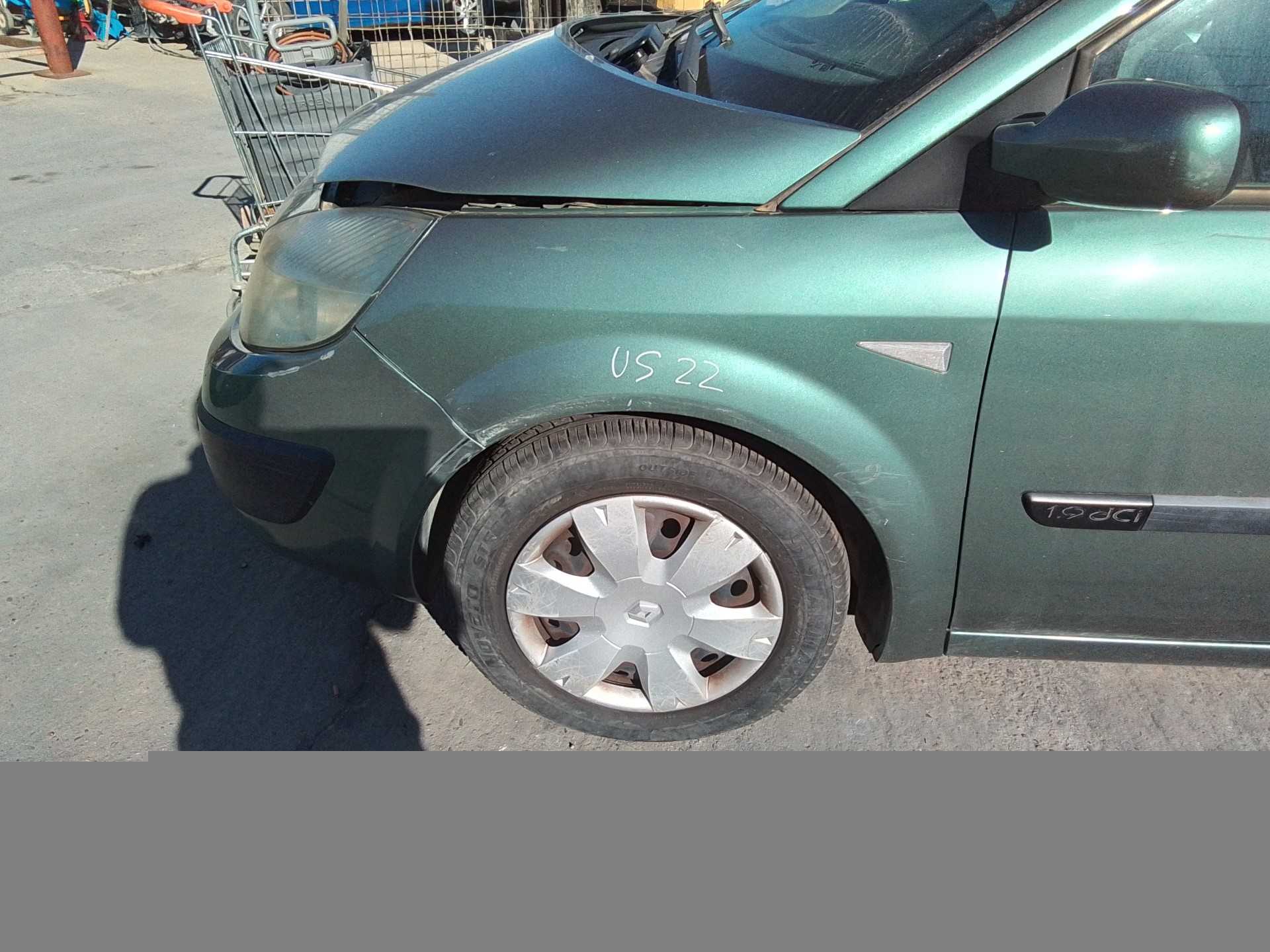 Recambio de aleta delantera izquierda para renault scenic ii authentique referencia OEM IAM   