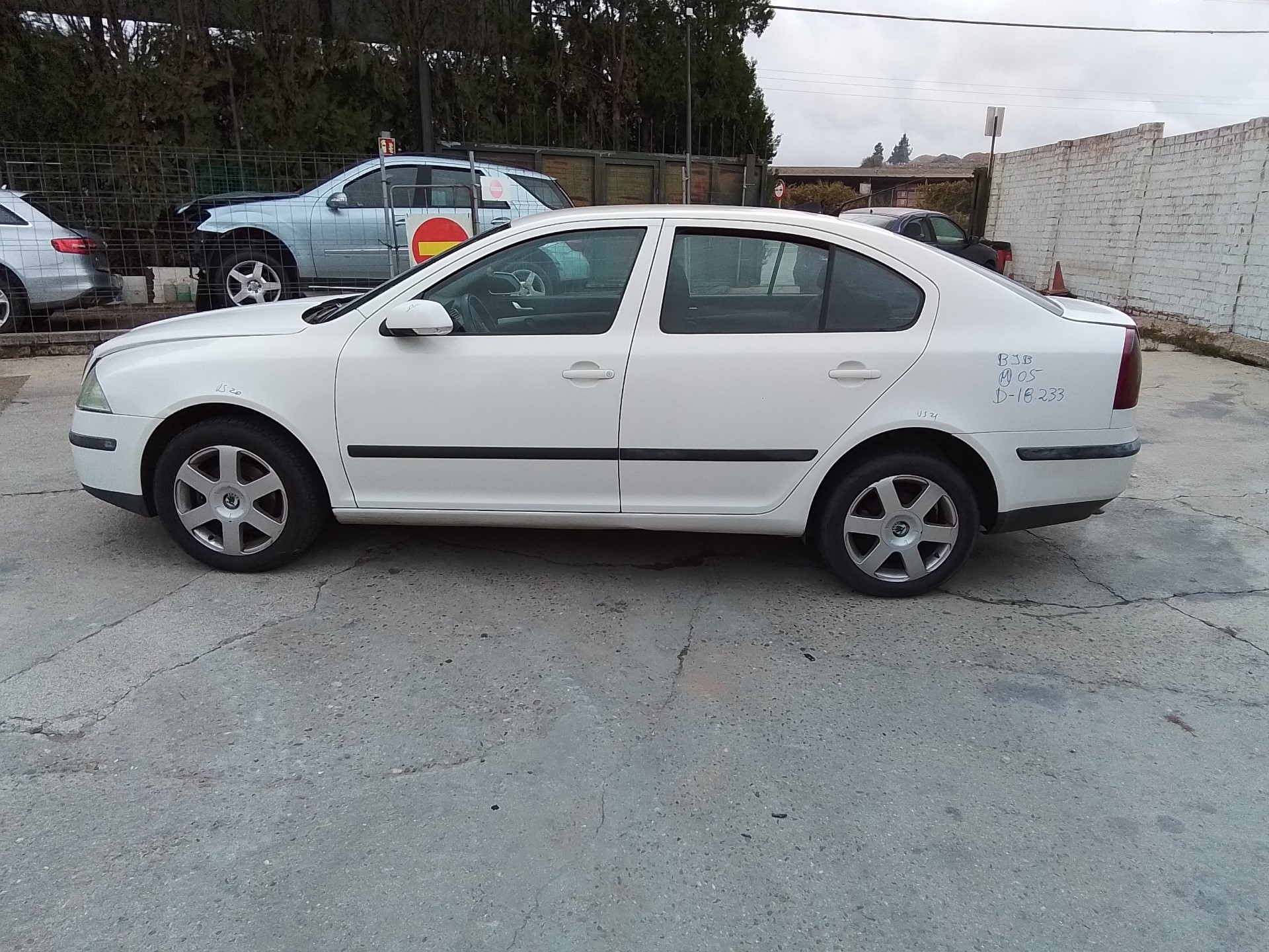 skoda octavia berlina (1z3) del año 2005