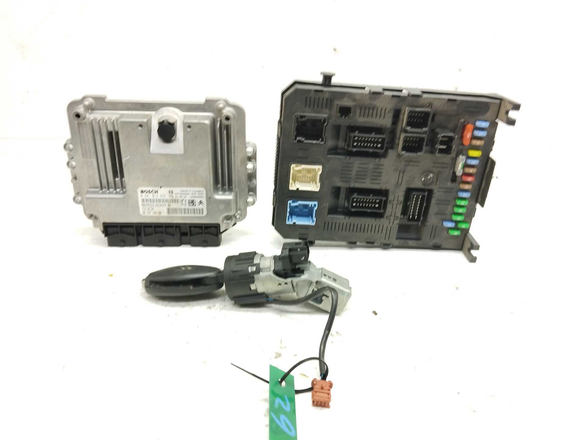Recambio de centralita motor uce para citroën c5 berlina vtr (e) referencia OEM IAM 9653958980 9659728480 0281012624