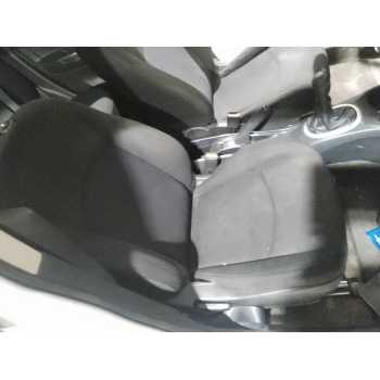 ASIENTO DELANTERO DERECHO 