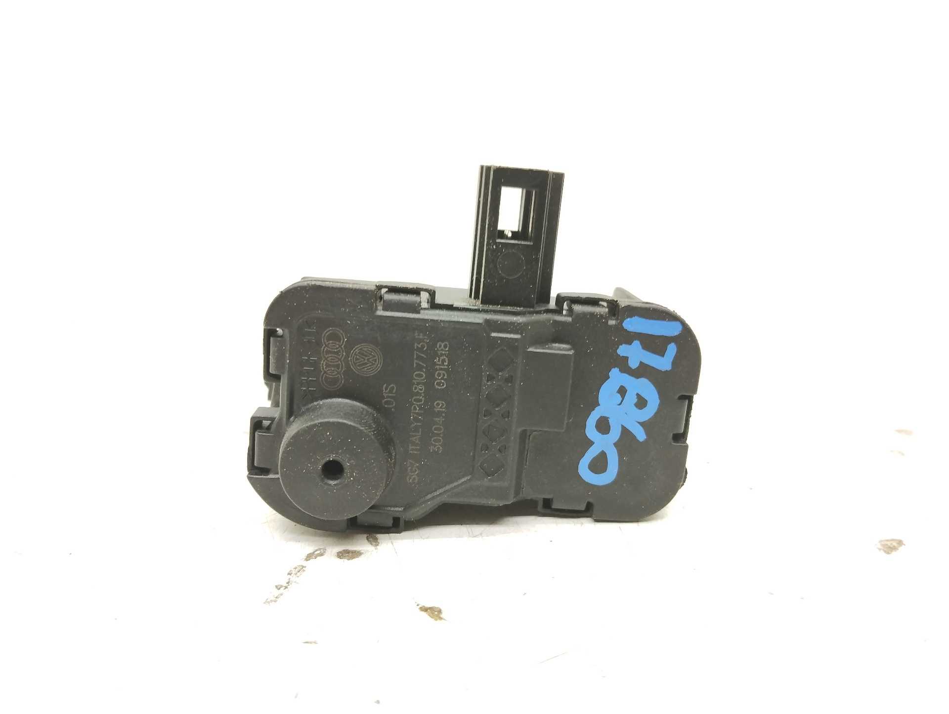 Recambio de motor cierre centralizado tapa combustible para volkswagen polo 1.0 tsi referencia OEM IAM  7P0810773F 